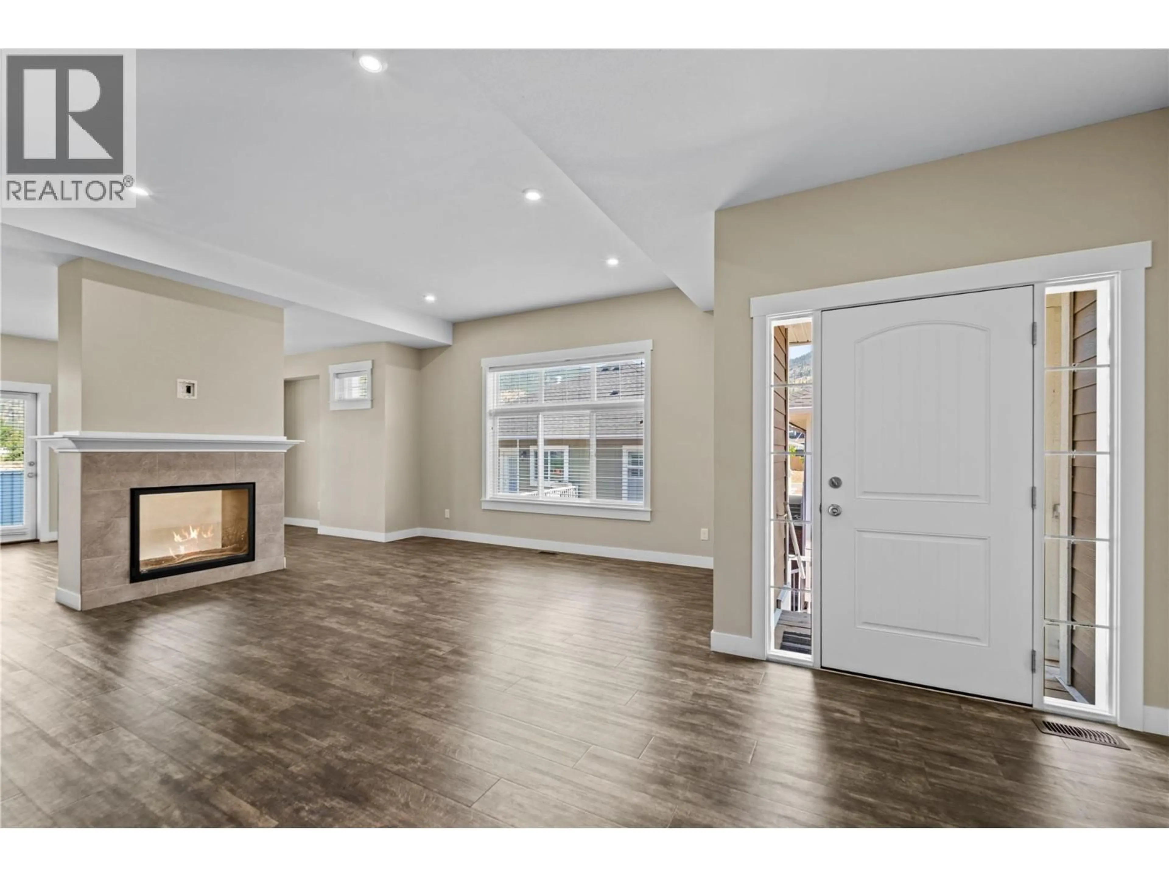 Unknown for 103 - 2514 SPRING BANK AVENUE, Merritt British Columbia V1K0B1