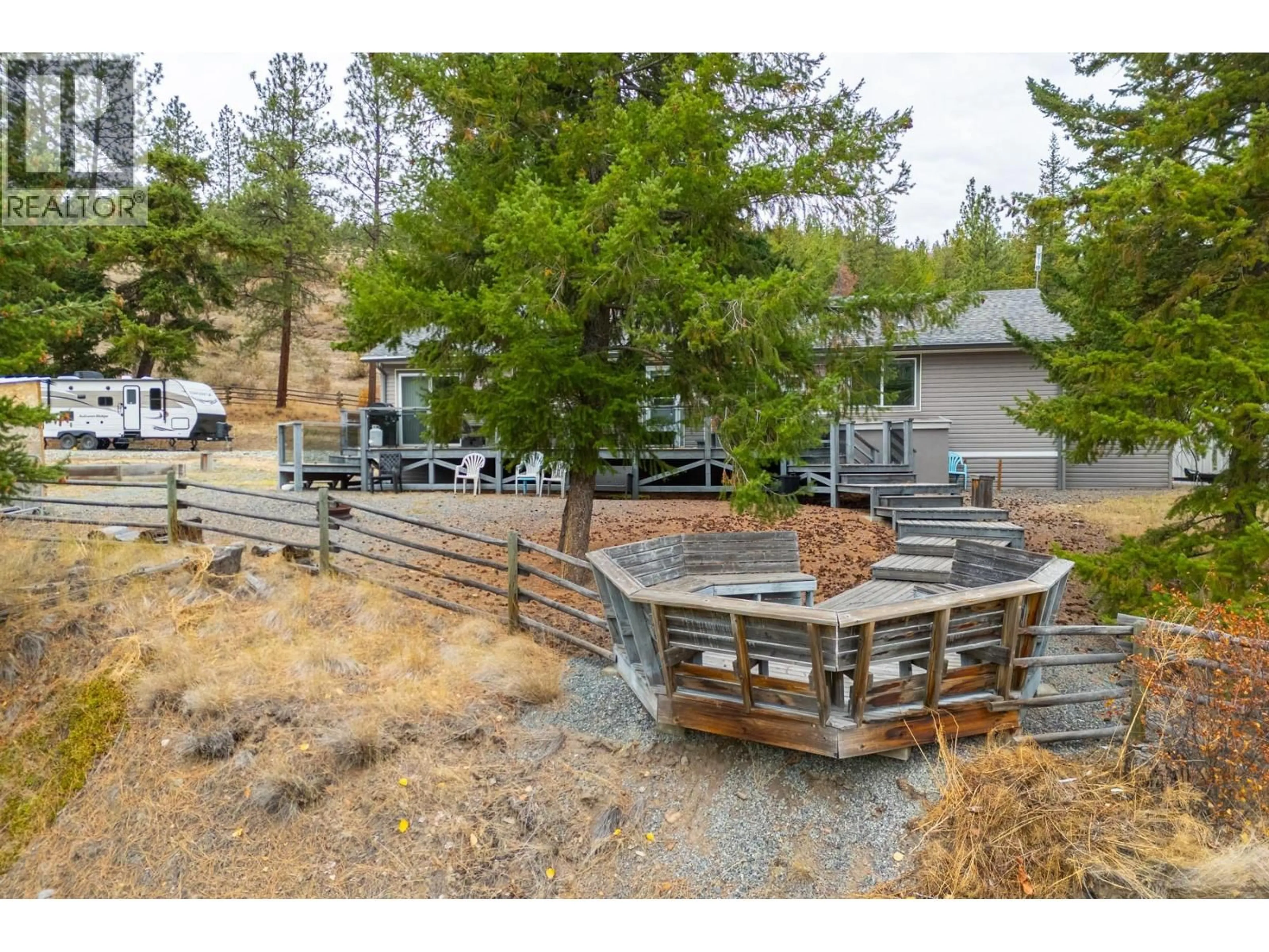 A pic from outside/outdoor area/front of a property/back of a property/a pic from drone, unknown for 3816 PETIT CREEK ROAD, Merritt British Columbia V1K1N8