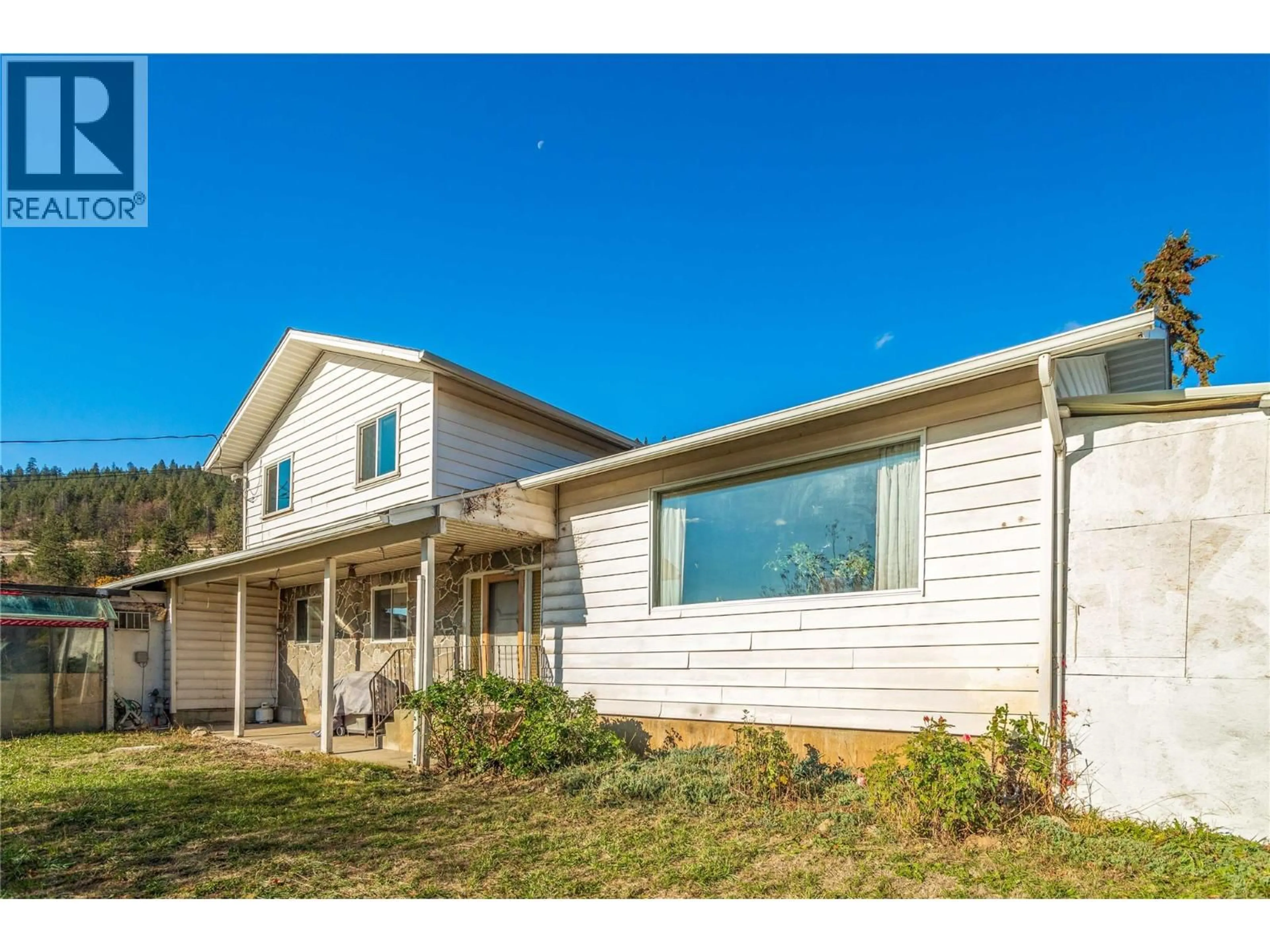 Home with vinyl exterior material, unknown for 15370 OLD MISSION ROAD, Lake Country British Columbia V4V2G5