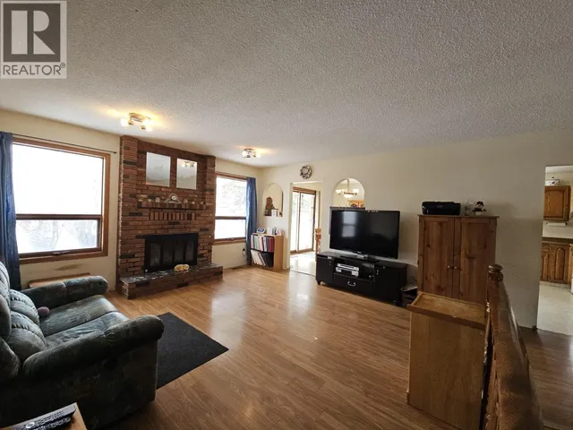167 SUKUNKA AVENUE, Tumbler Ridge 5