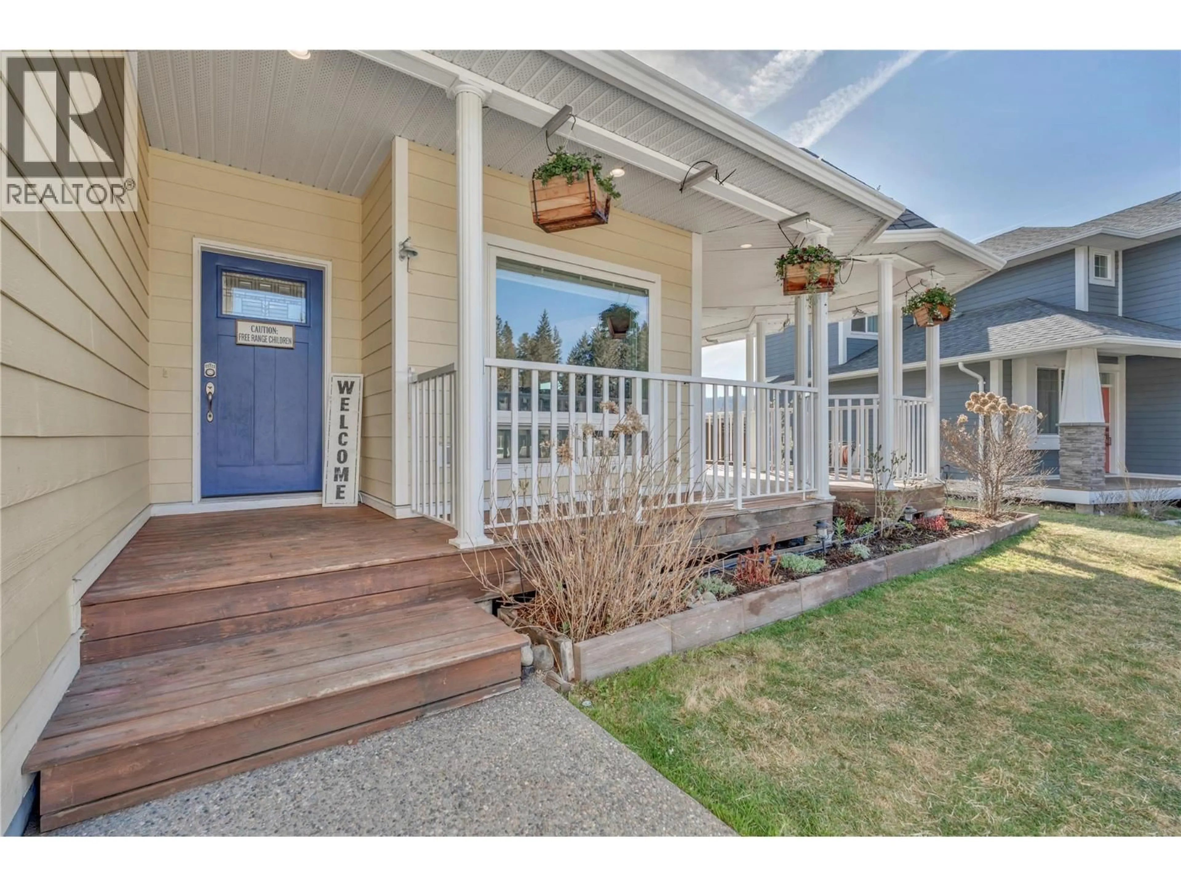 Indoor entryway for 209 WESTRIDGE COURT, Princeton British Columbia V0X1W0