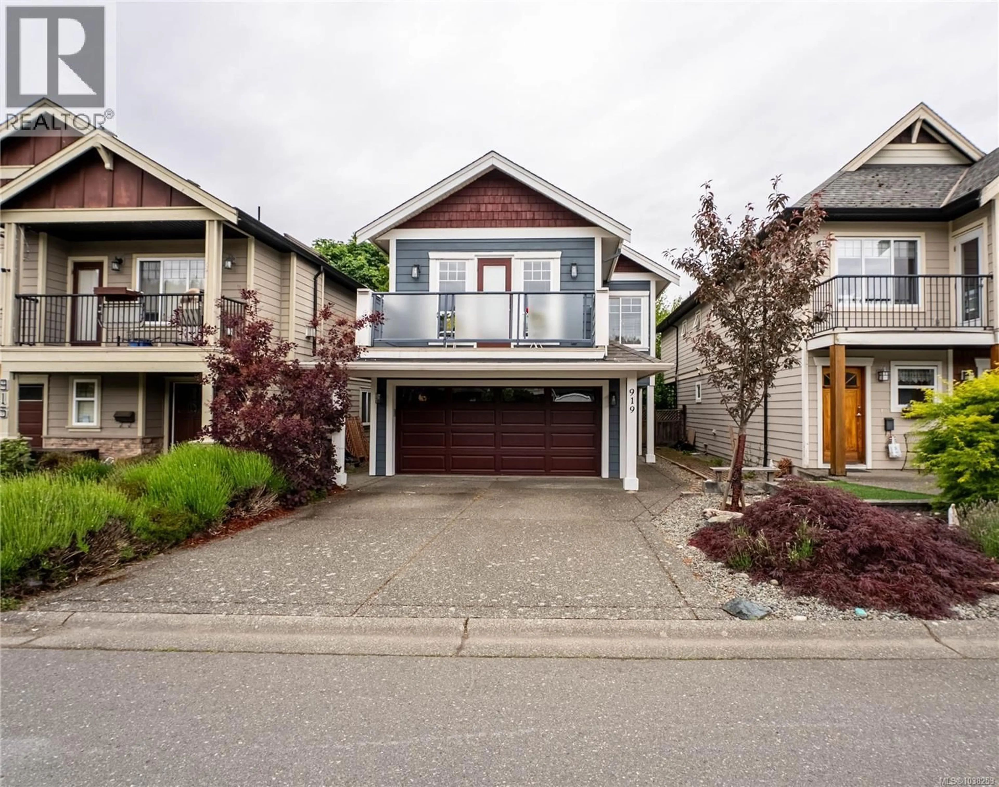 Home with vinyl exterior material, street for 919 FIREHALL CREEK ROAD, Langford British Columbia V9C0A2