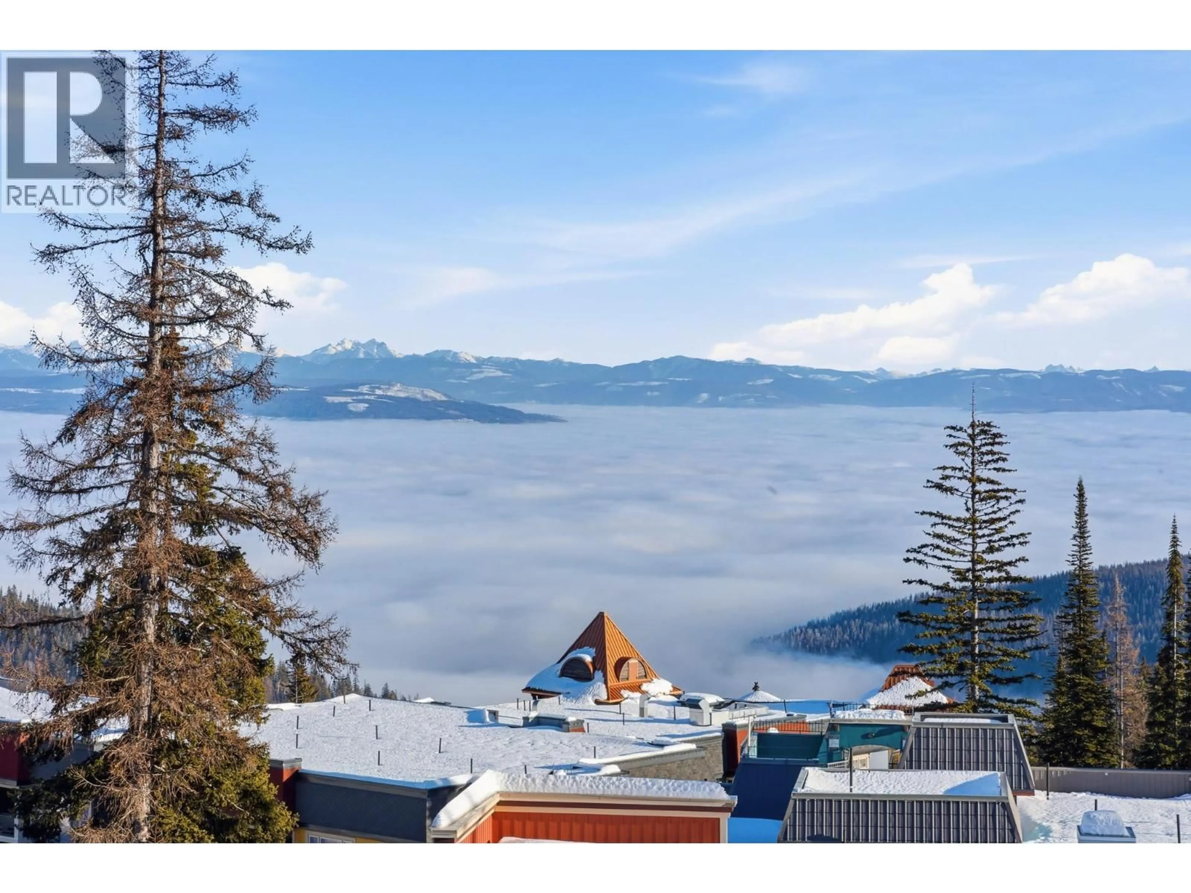 A pic from outside/outdoor area/front of a property/back of a property/a pic from drone, mountain view for 3 - 9885 PINNACLES ROAD, Vernon British Columbia V1B3M1