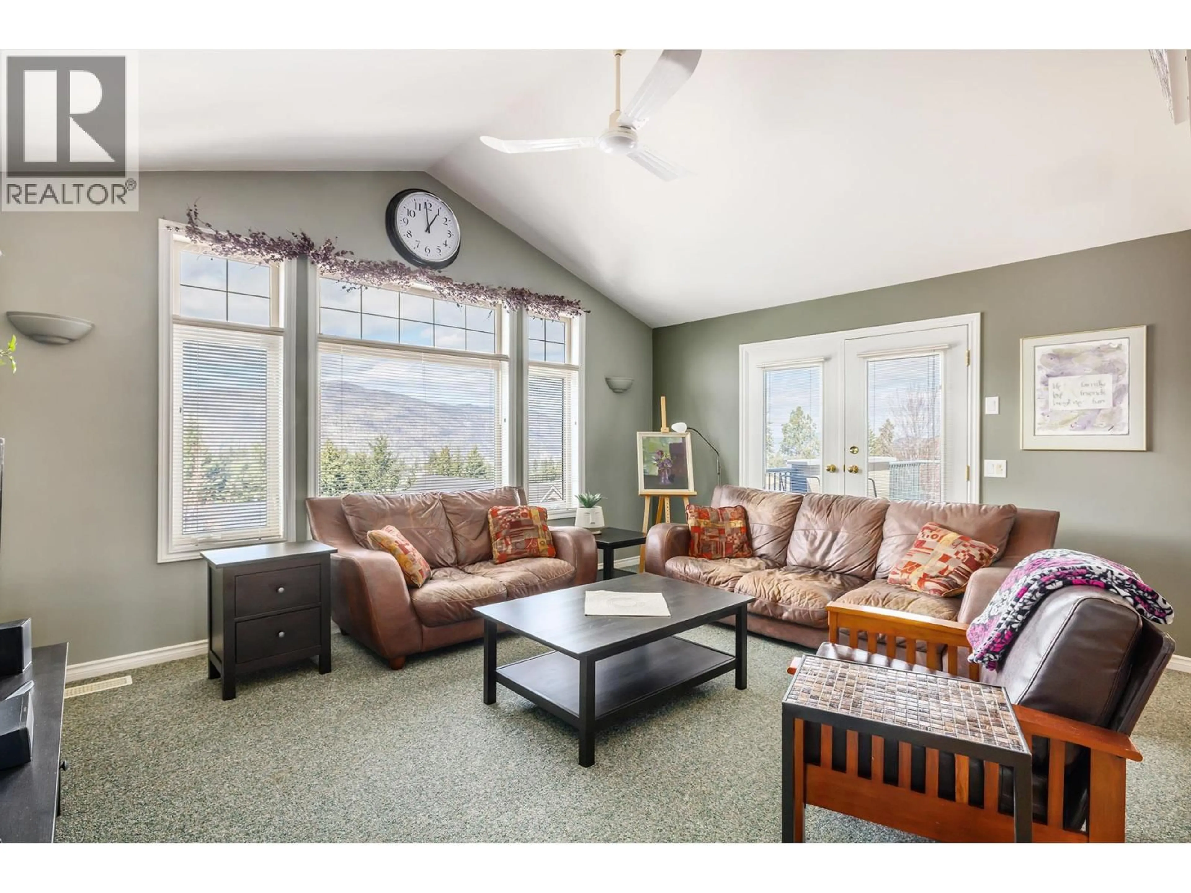 Living room with furniture, unknown for 347 WOODWIND COURT, Kelowna British Columbia V1V2L3