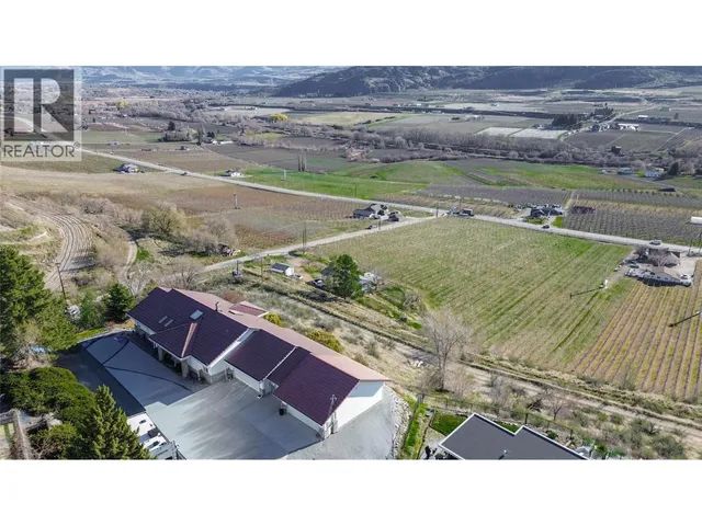 600 PONDEROSA ROAD, Oliver 2