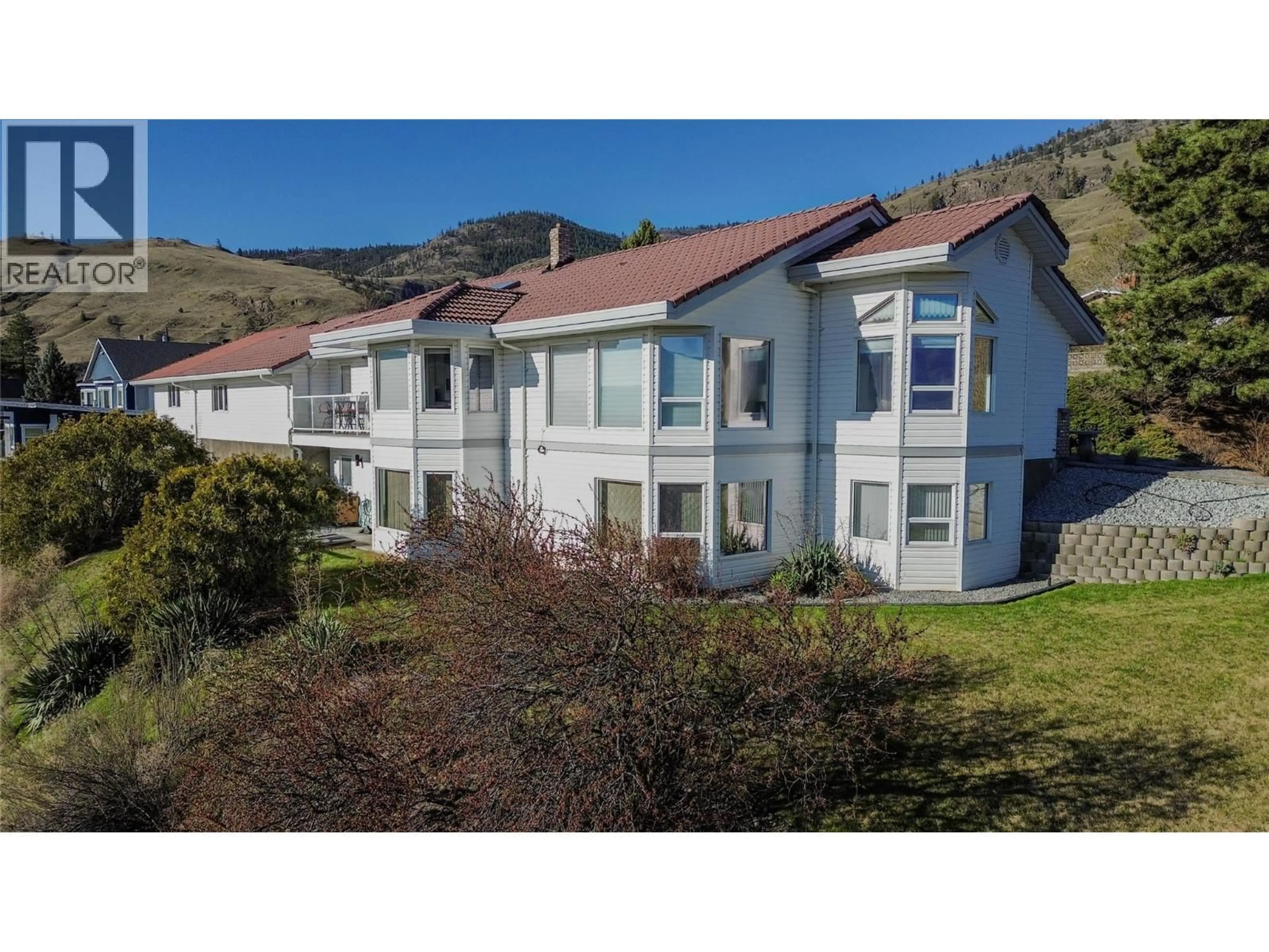 A pic from outside/outdoor area/front of a property/back of a property/a pic from drone, mountain view for 600 PONDEROSA ROAD, Oliver British Columbia V0H1T1