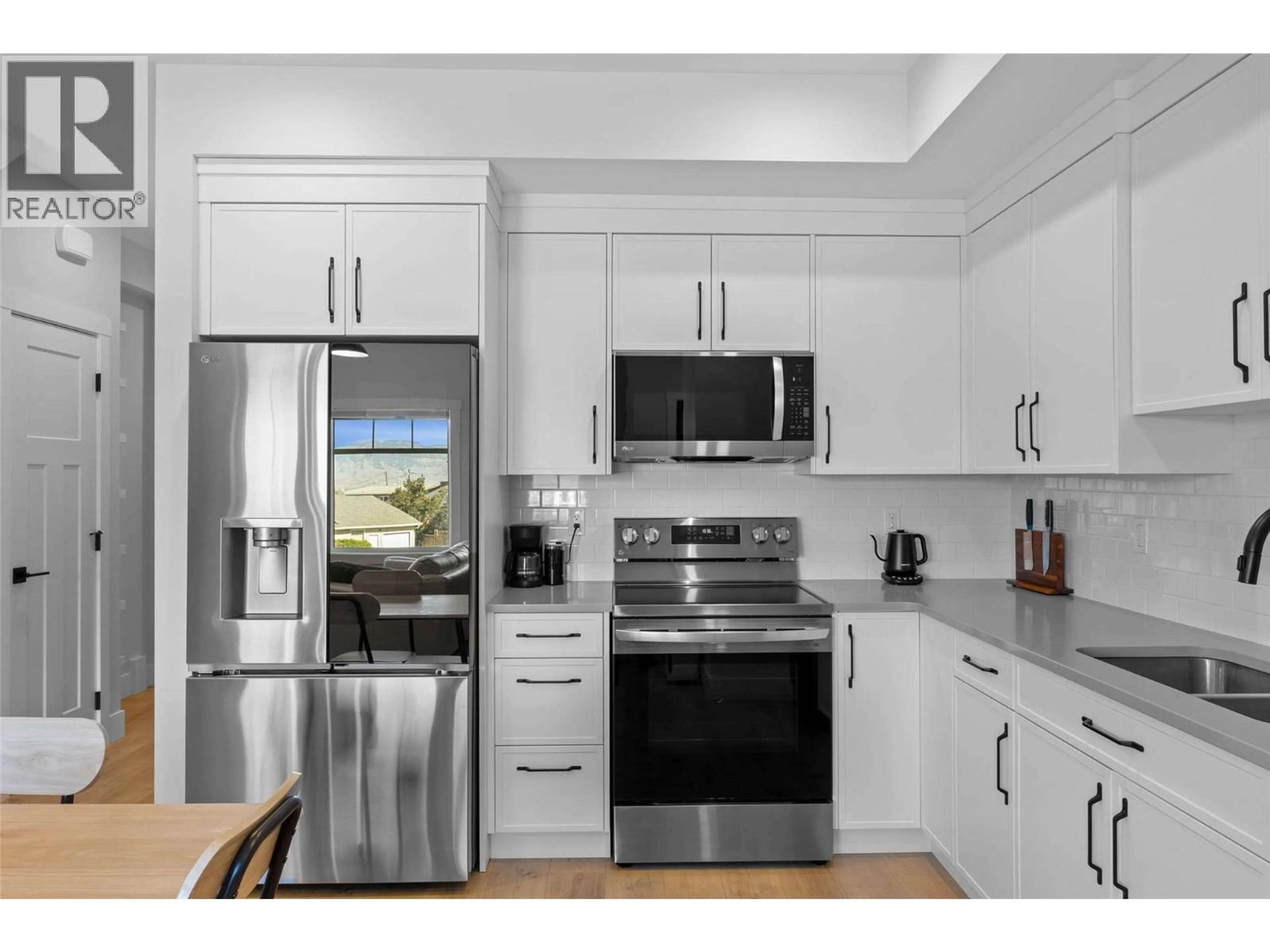 Open concept kitchen, unknown for 102 - 321 CENTRE AVENUE, Kamloops British Columbia V2C0M6
