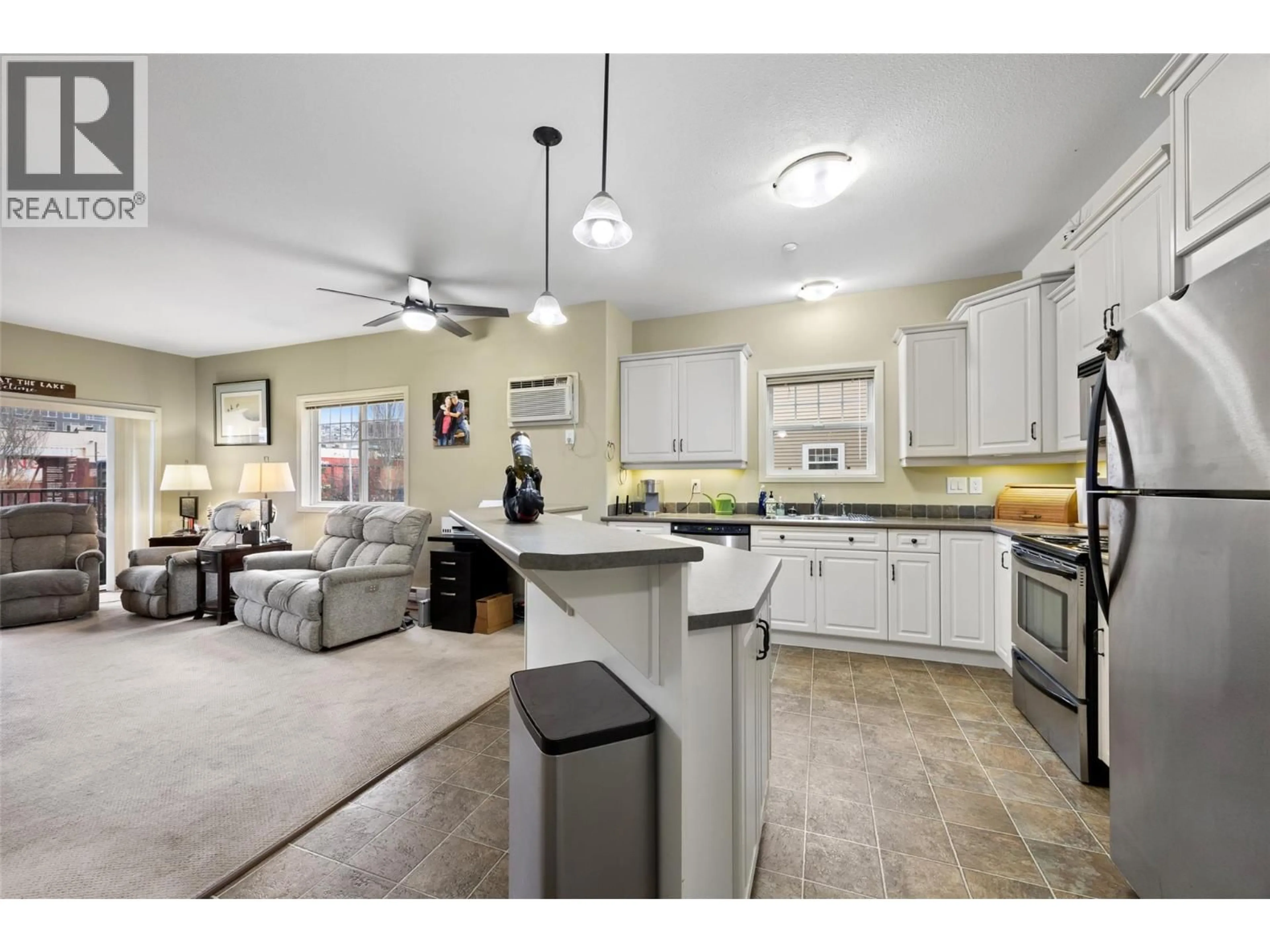 Open concept kitchen, ceramic/tile floor for 212 - 550 LORNE STREET, Kamloops British Columbia V2C1W3