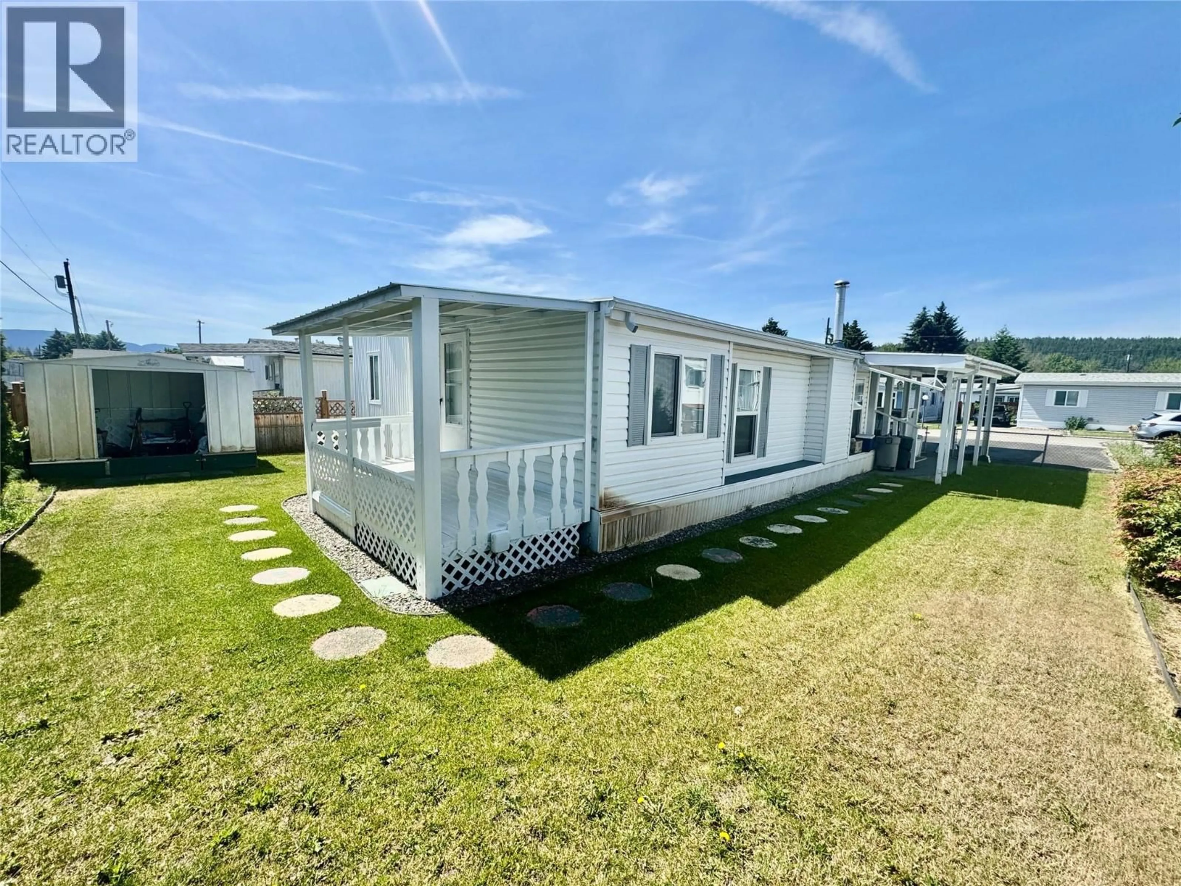 A pic from outside/outdoor area/front of a property/back of a property/a pic from drone, street for 135 - 720 COMMONWEALTH ROAD, Kelowna British Columbia V4V1R8