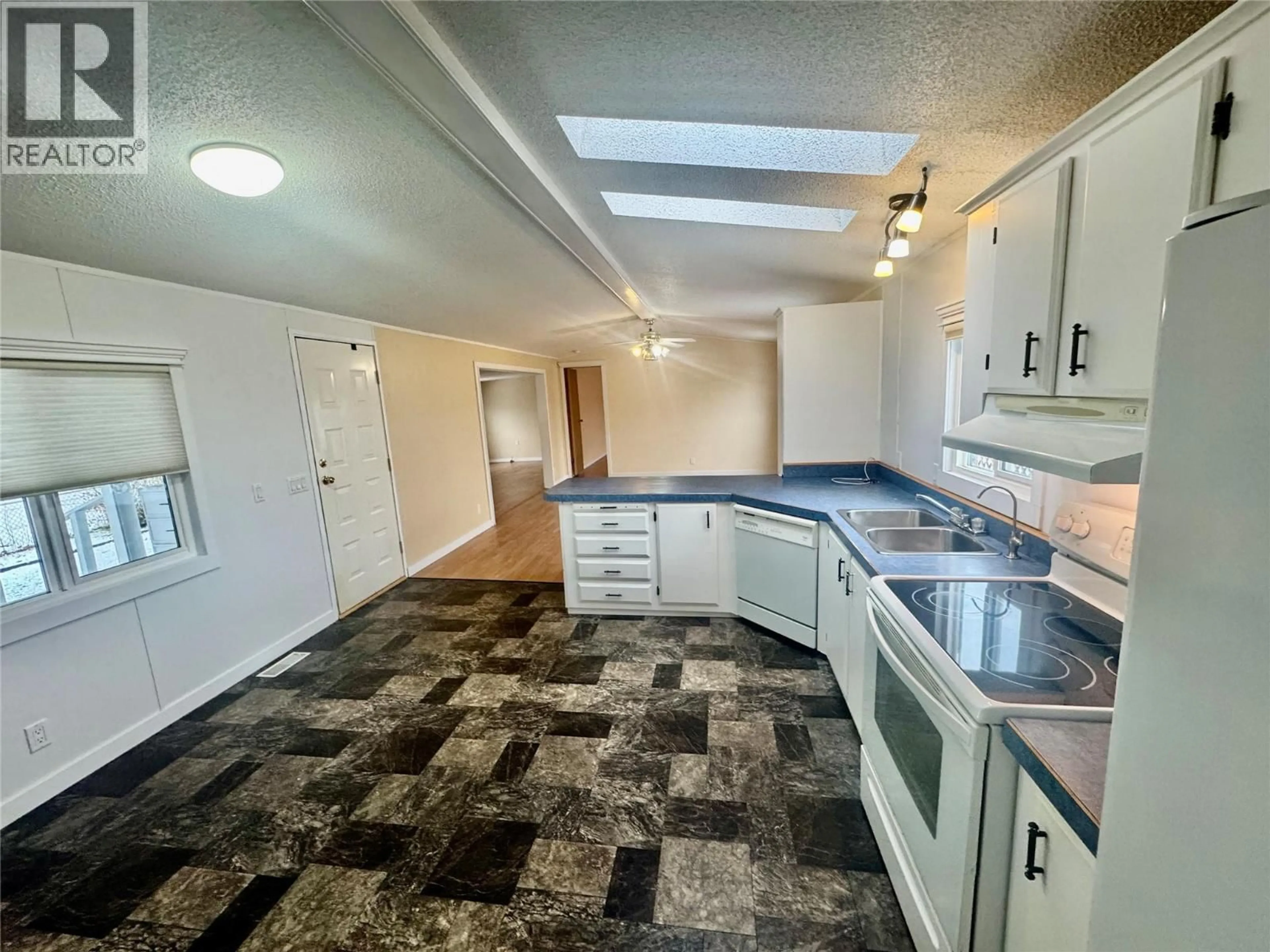 Unknown for 135 - 720 COMMONWEALTH ROAD, Kelowna British Columbia V4V1R8