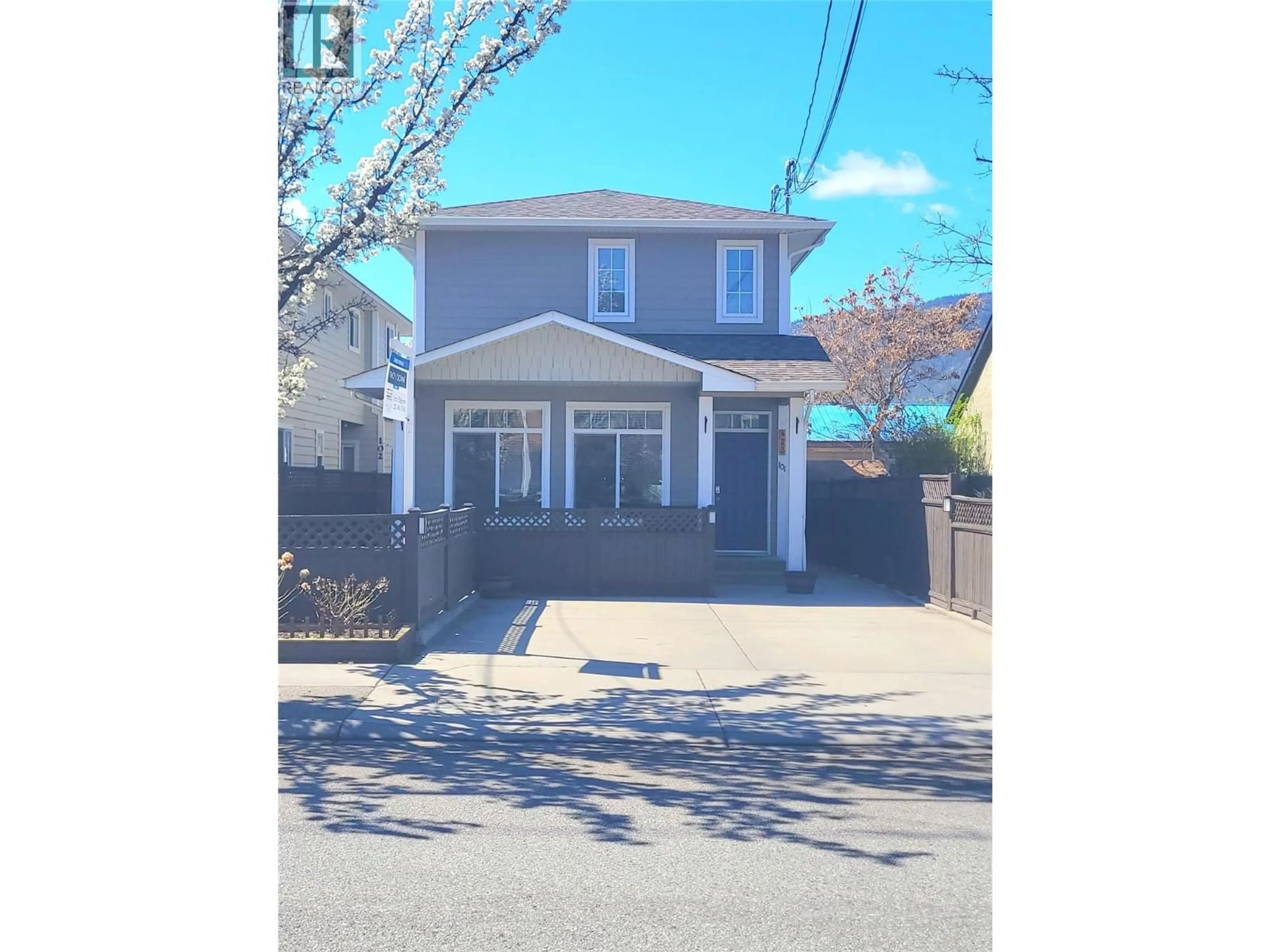 Unknown for 101 - 423 TENNIS STREET, Penticton British Columbia V2A5R4