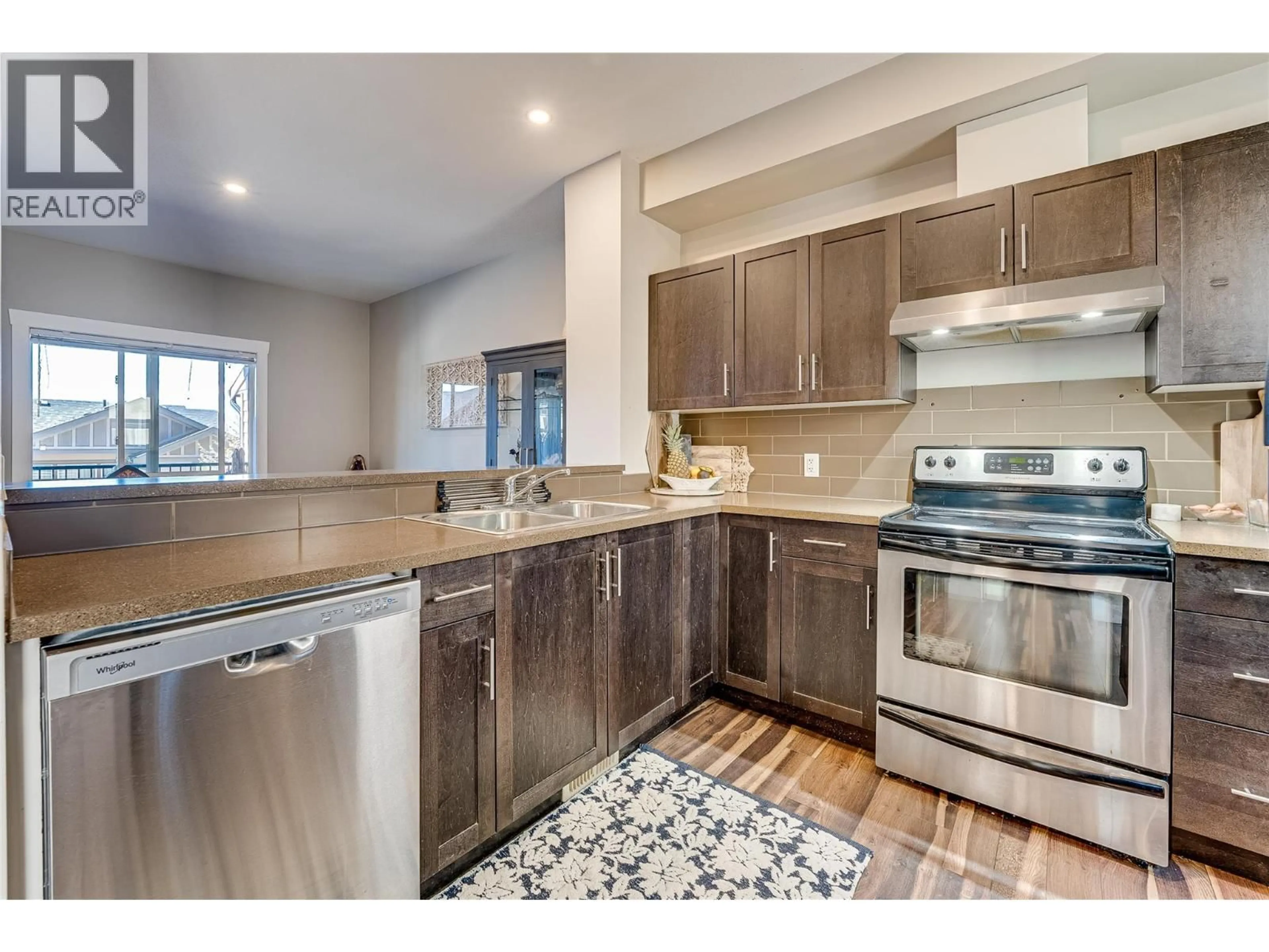 Open concept kitchen, unknown for 4 - 995 MT. IDA DRIVE, Vernon British Columbia V1B4C3