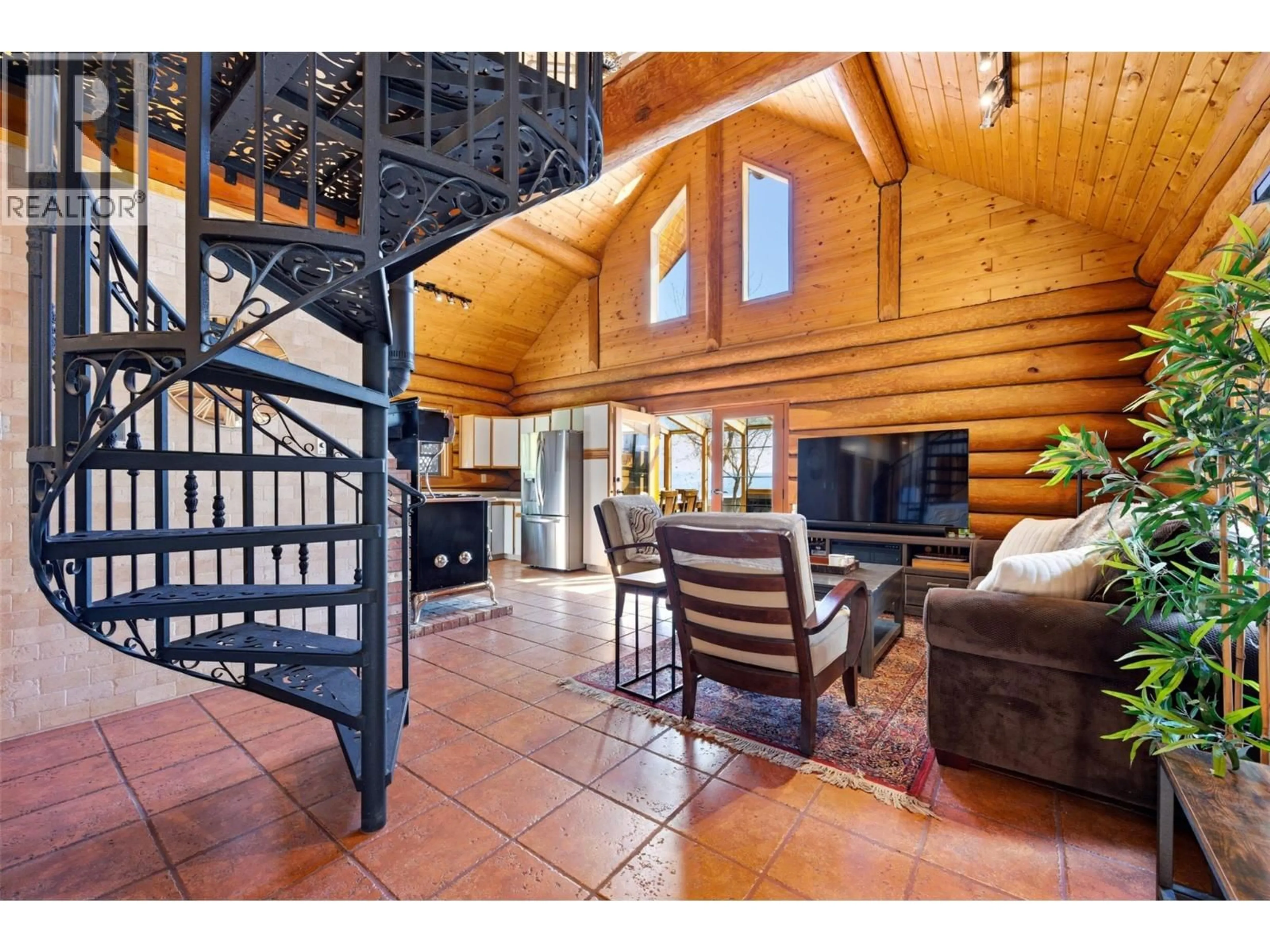 Indoor foyer for 3743 GATES ROAD, West Kelowna British Columbia V4T1A3