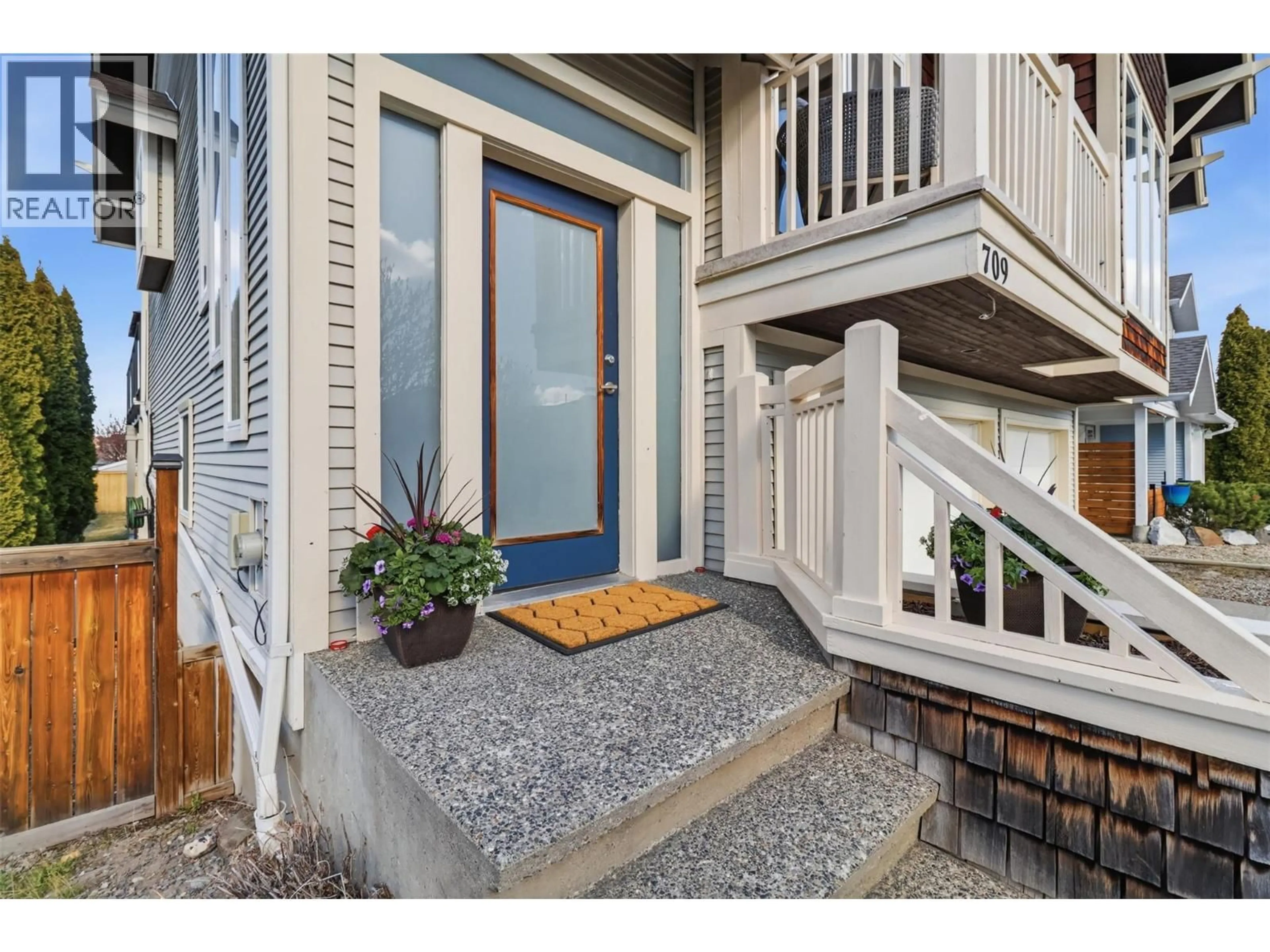 Indoor entryway for 709 BRAMBLE COURT, Kamloops British Columbia V1S1Z5