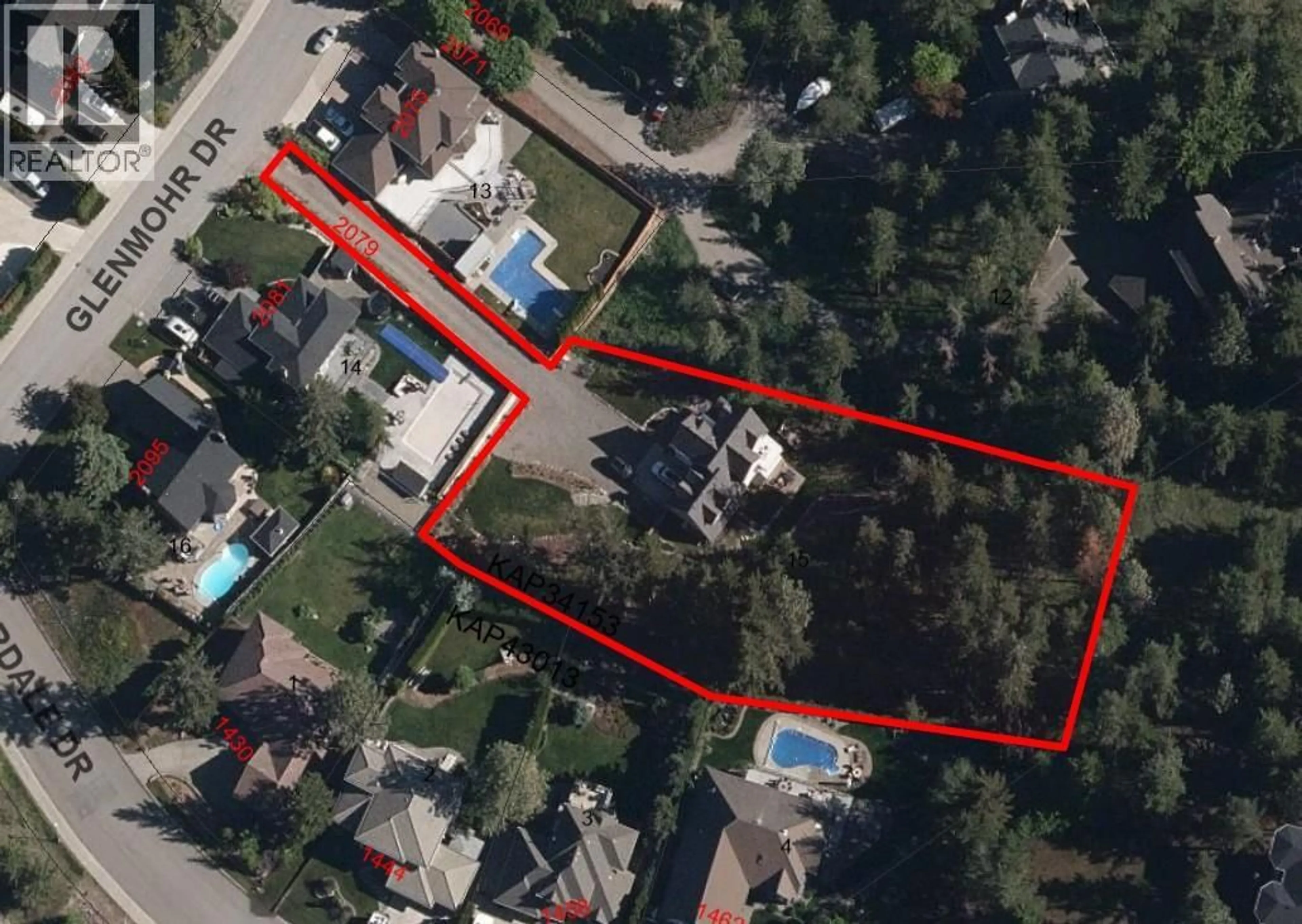 A pic from outside/outdoor area/front of a property/back of a property/a pic from drone, street for 2079 GLENMOHR DRIVE, Kamloops British Columbia V1S1N4