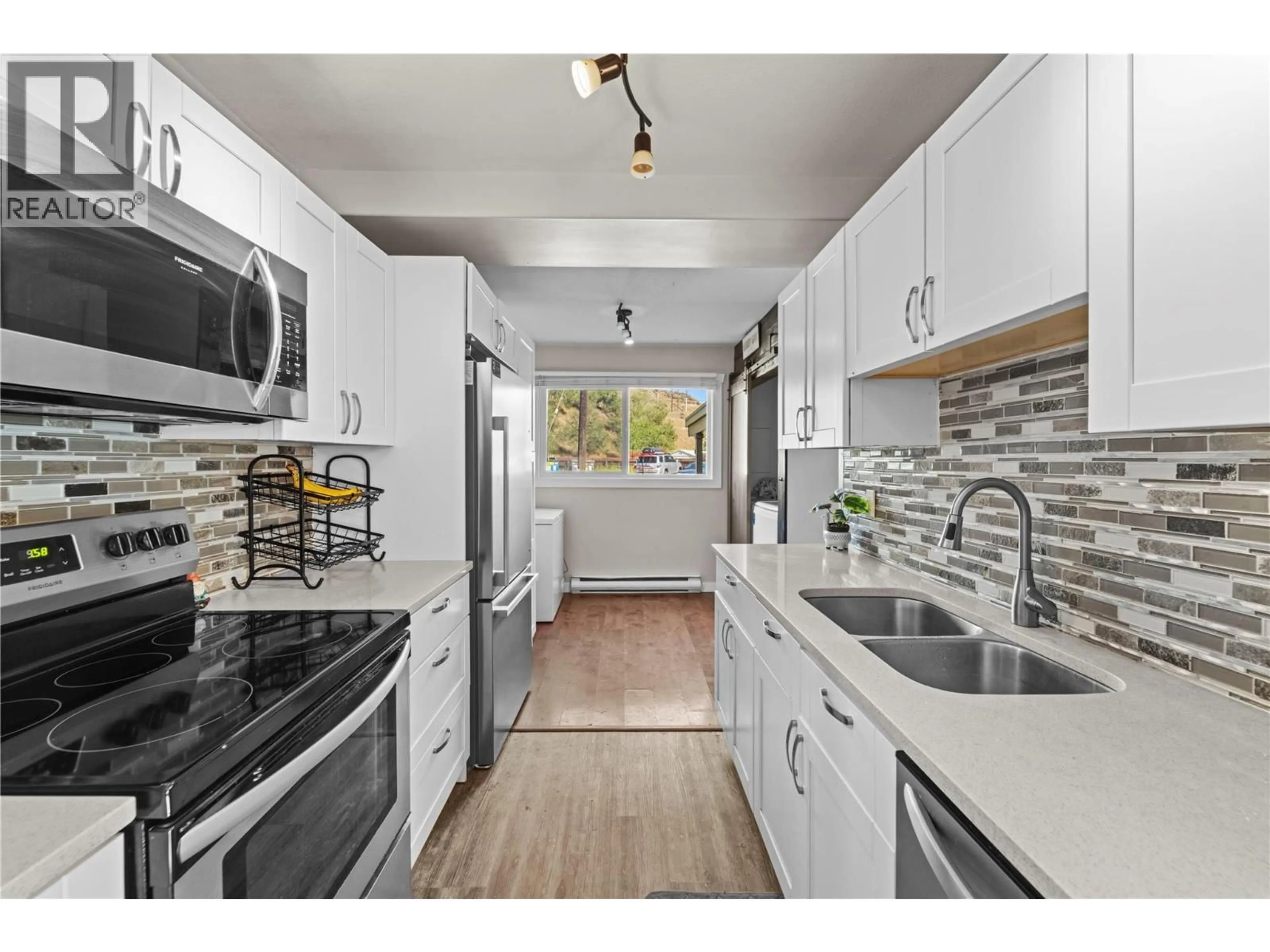 Open concept kitchen, unknown for 4 - 700 COLLINGWOOD DRIVE, Kamloops British Columbia V2B6B9