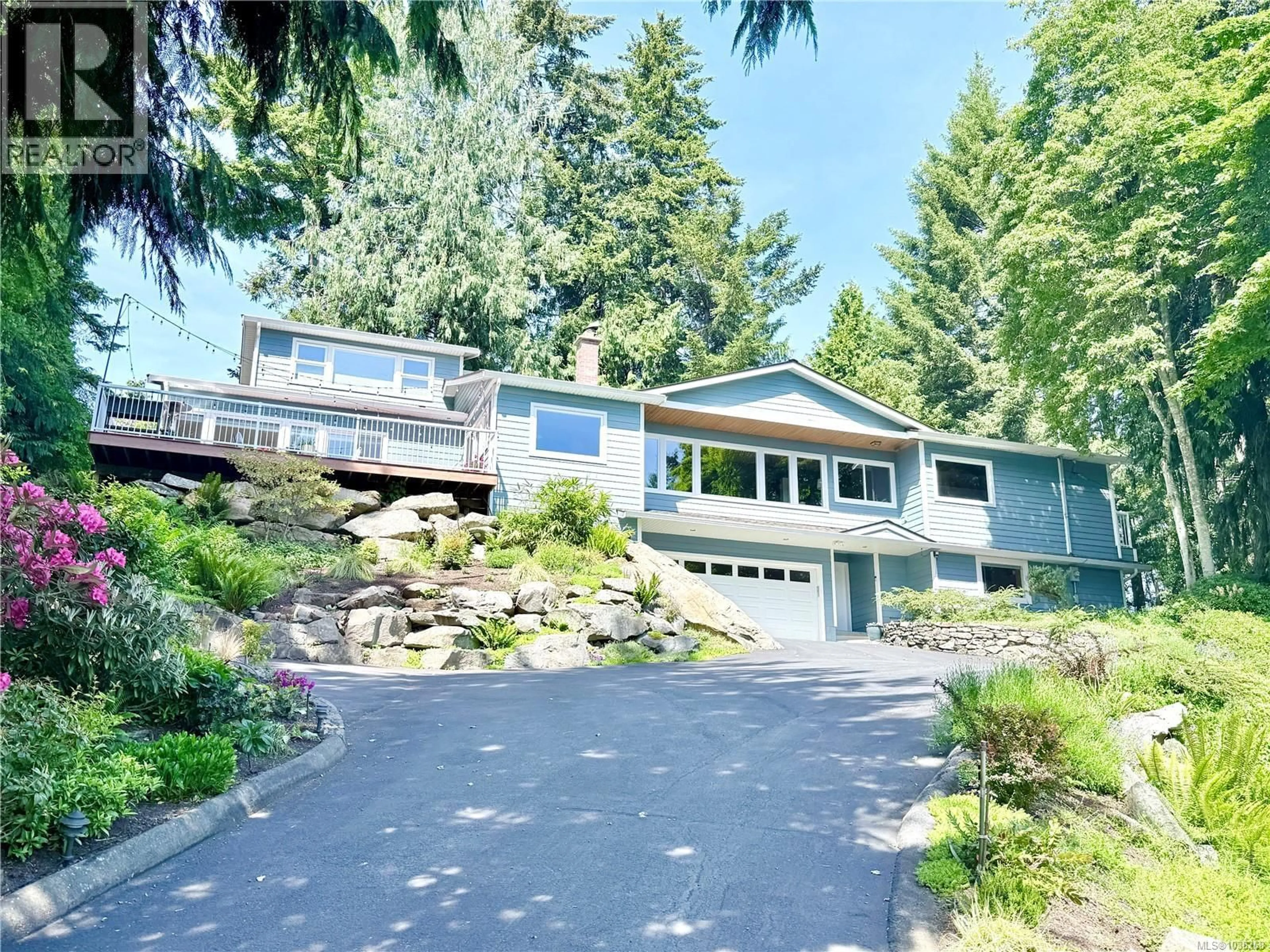 Home with vinyl exterior material, street for 10930 FERNIE WYND ROAD, North Saanich British Columbia V8L5H8