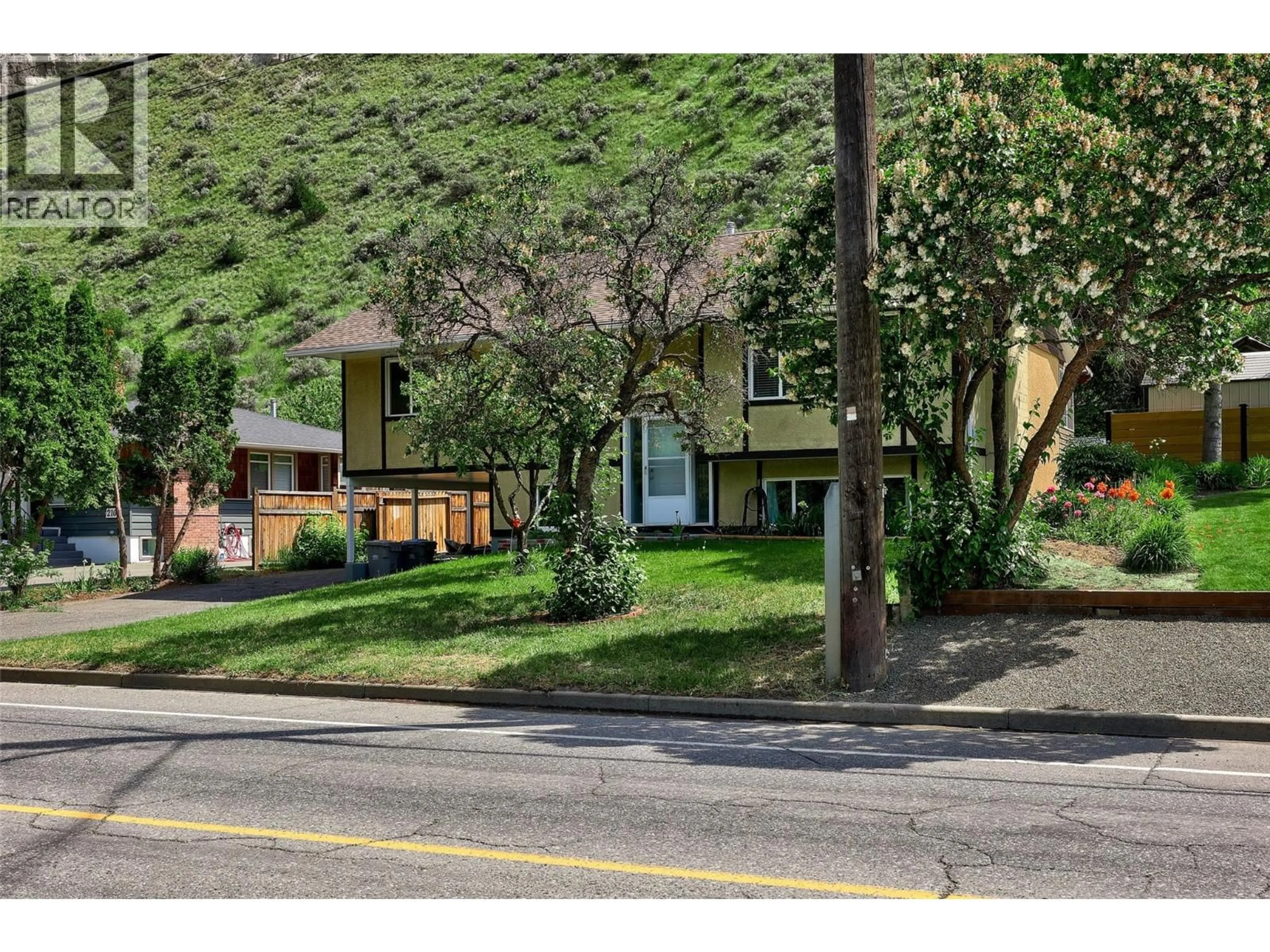 Unknown for 2103 VALLEYVIEW DRIVE, Kamloops British Columbia V2C4C3