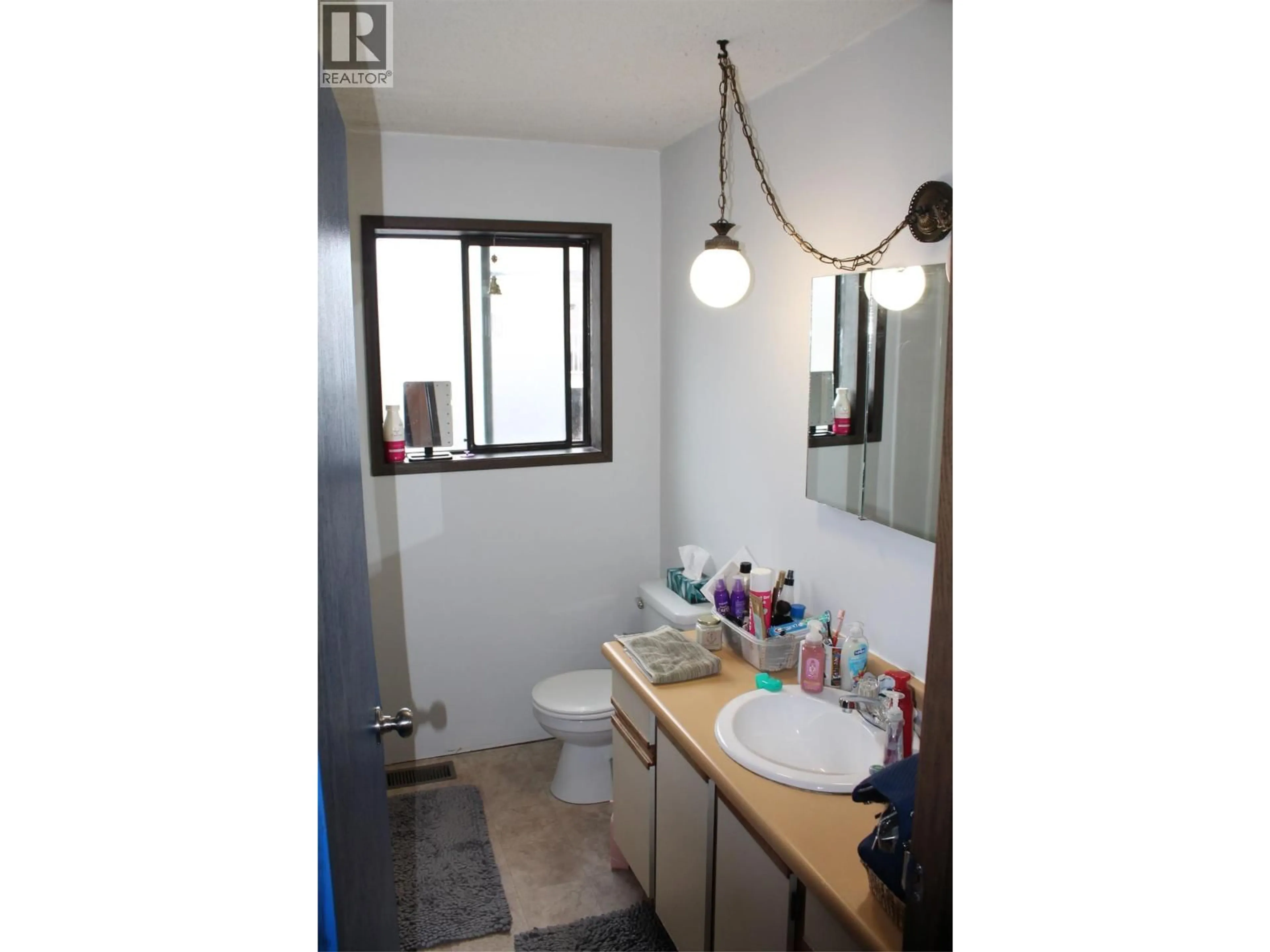 Standard bathroom, unknown for 3799 38TH STREET, Vernon British Columbia V1T7J3