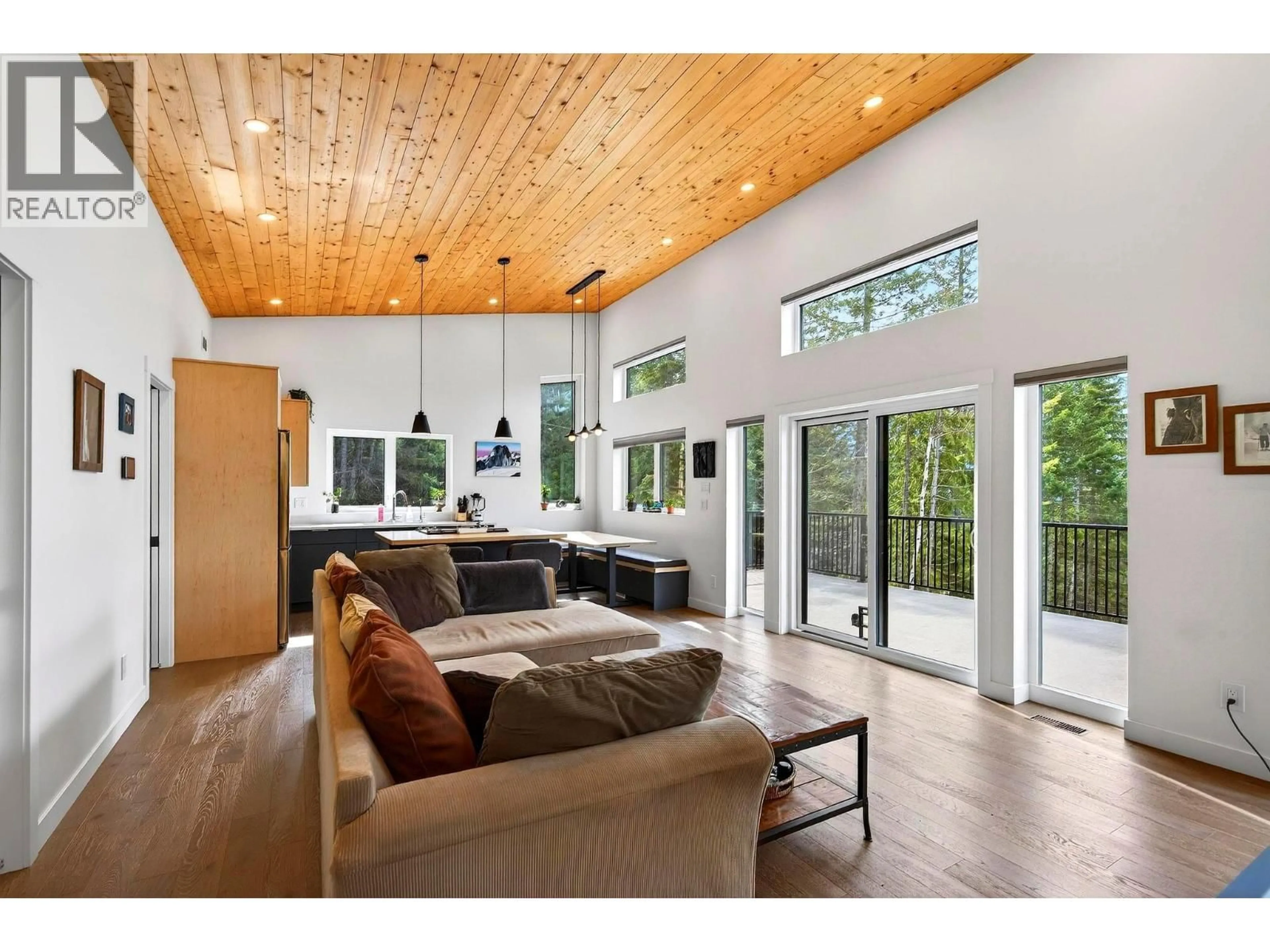 Unknown for 1414 BLACK BEAR DRIVE, Golden British Columbia V0A1H7