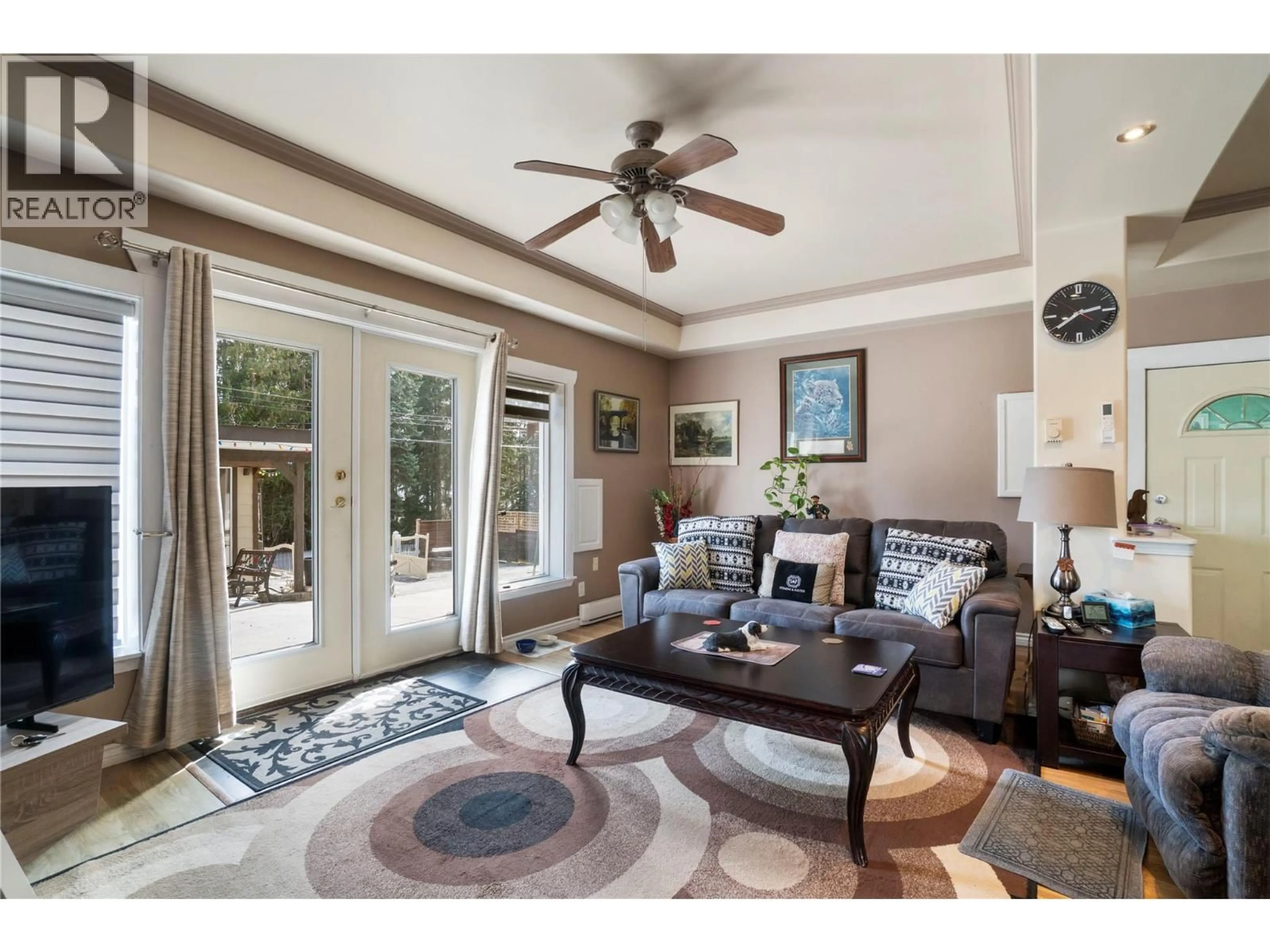 Living room with furniture, unknown for 6327 SQUILAX-ANGLEMONT ROAD, Magna Bay British Columbia V0E1M7