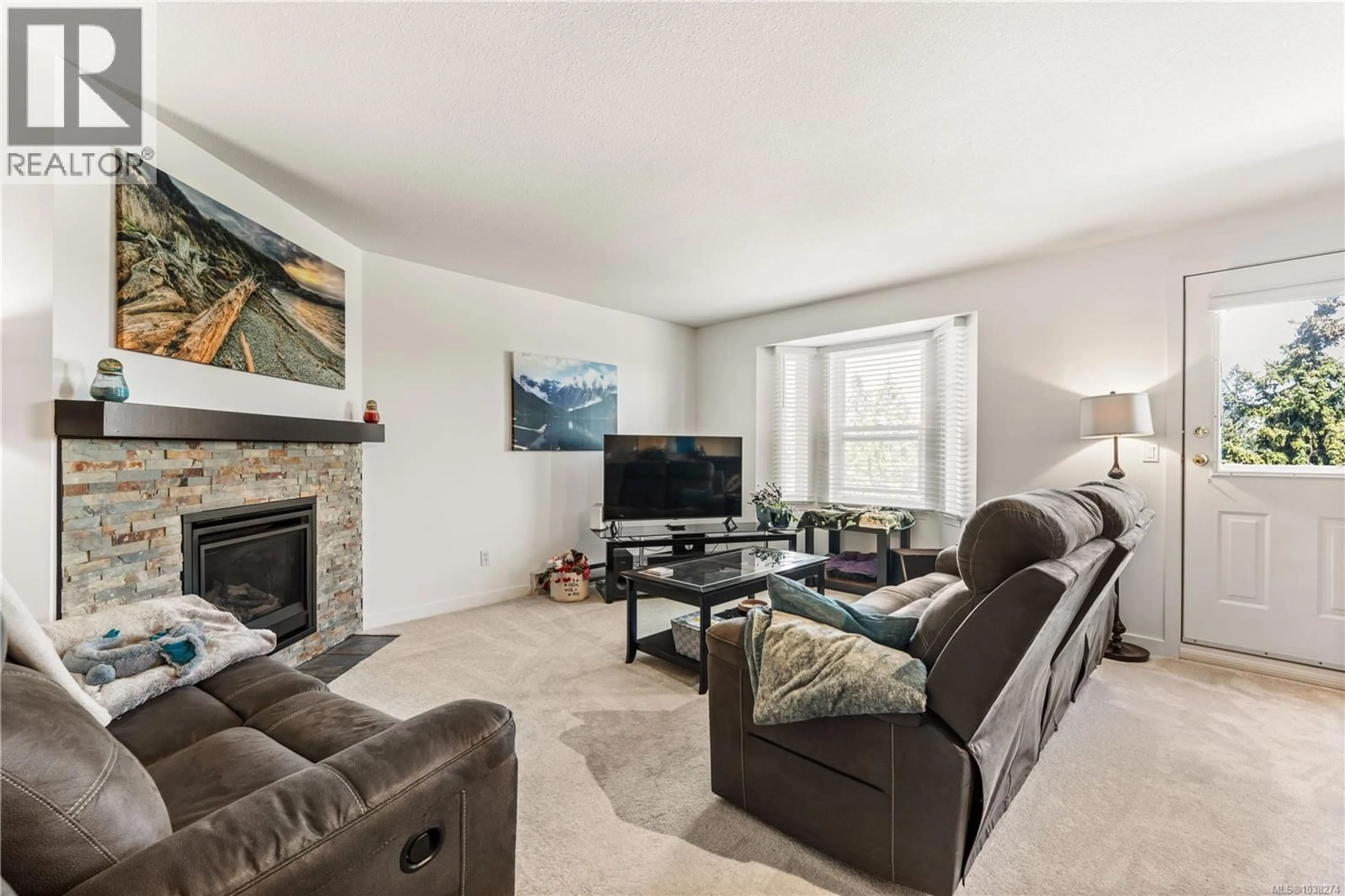 Living room with furniture, unknown for 3 - 1663 DUFFERIN CRESCENT, Nanaimo British Columbia V9S5T4