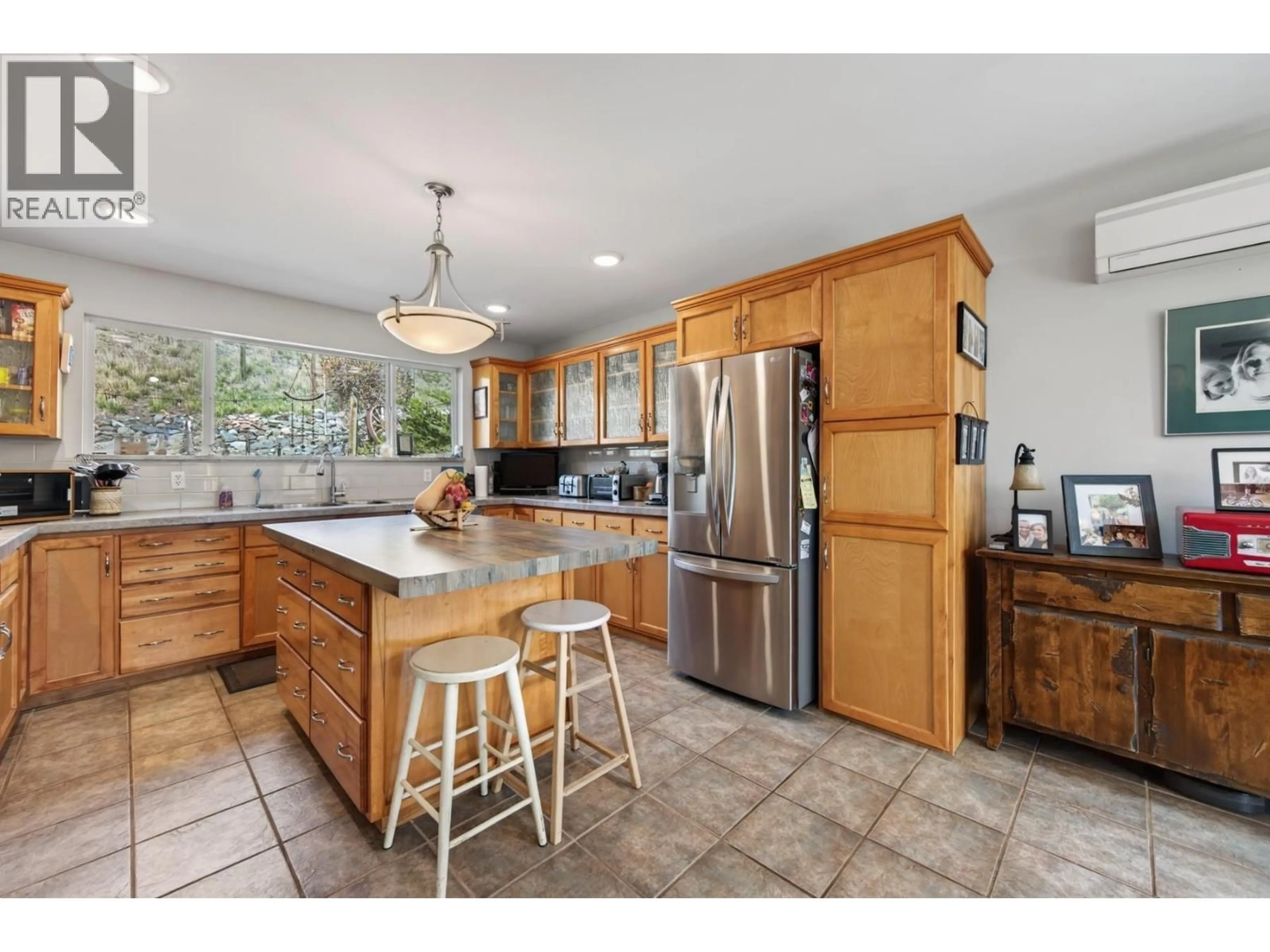 Open concept kitchen, ceramic/tile floor for 3876 HILLS FRONTAGE ROAD, Cache Creek British Columbia V0K1H1