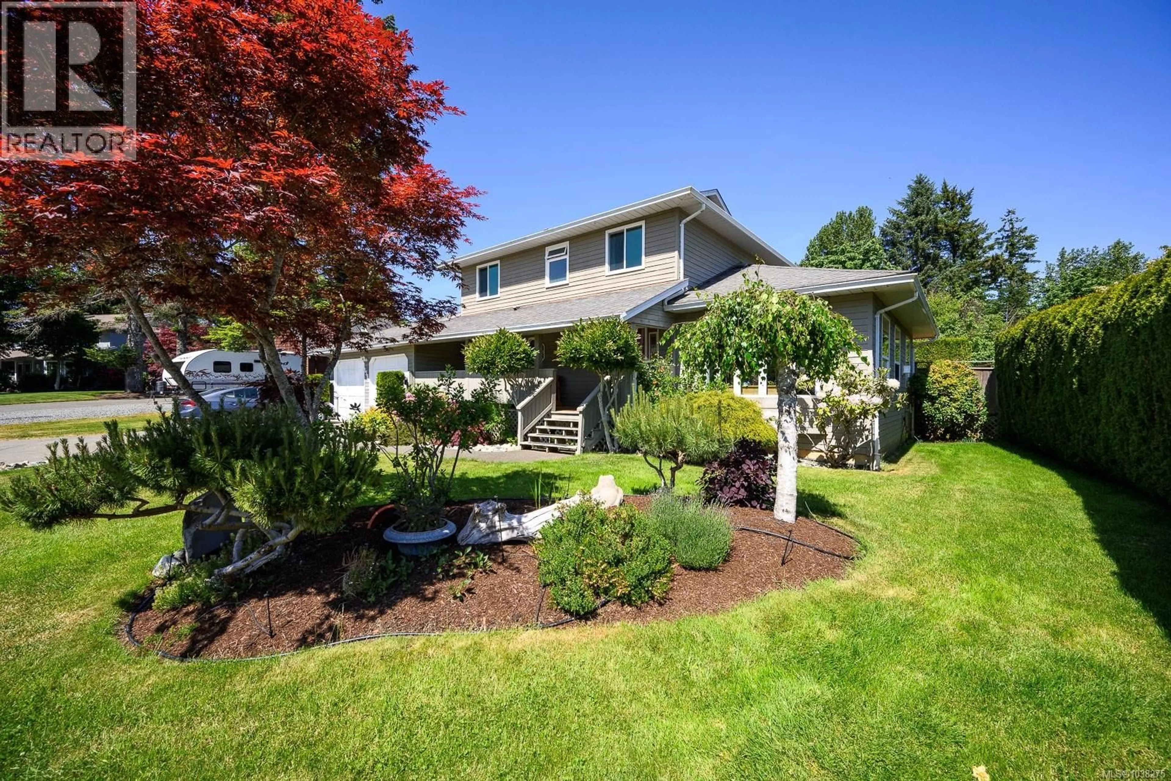 Home with vinyl exterior material, unknown for 1394 MALLARD DRIVE, Courtenay British Columbia V9N8J8
