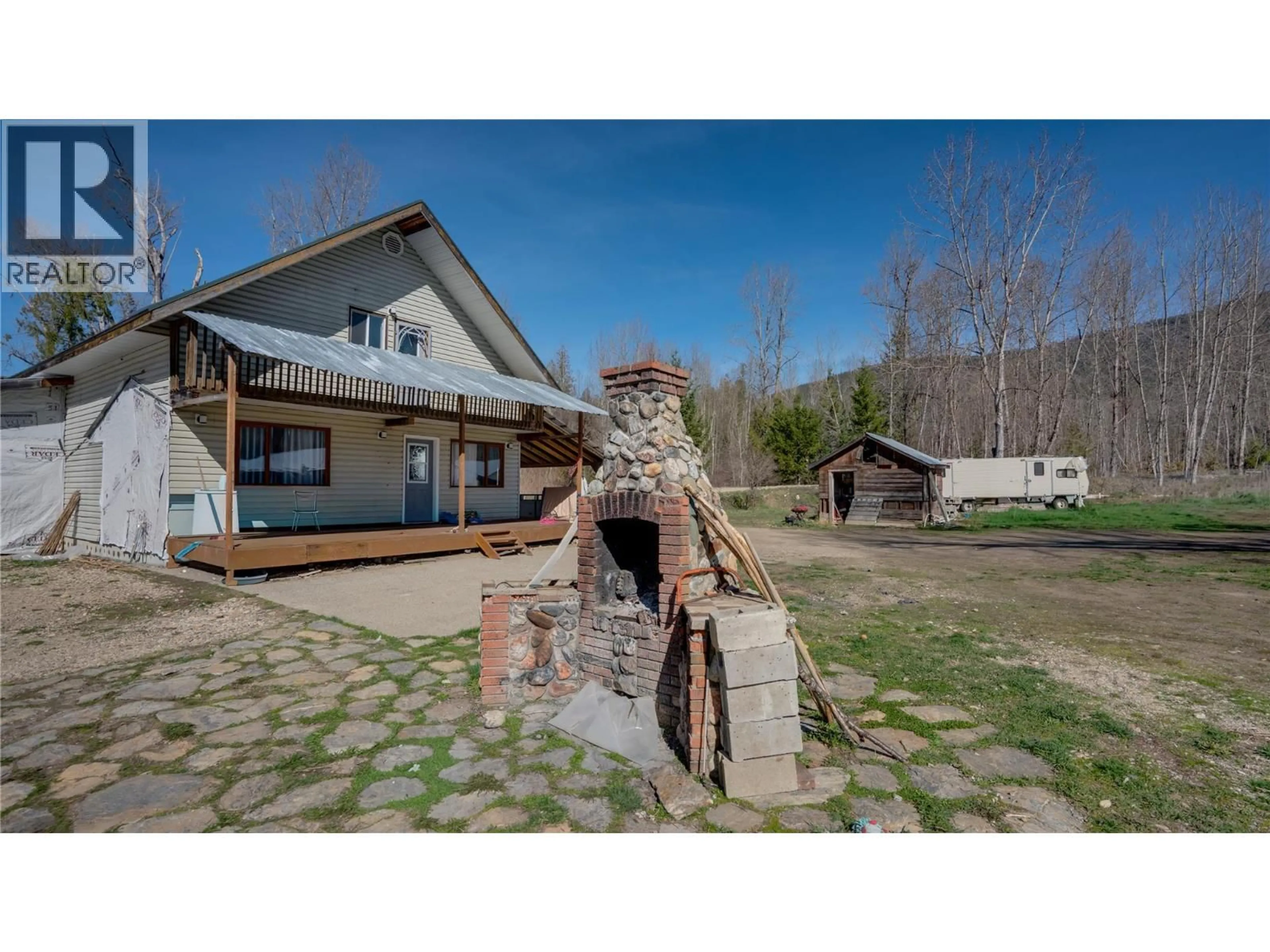 Patio, unknown for 3854 TRINITY VALLEY ROAD, Enderby British Columbia V0E1V5