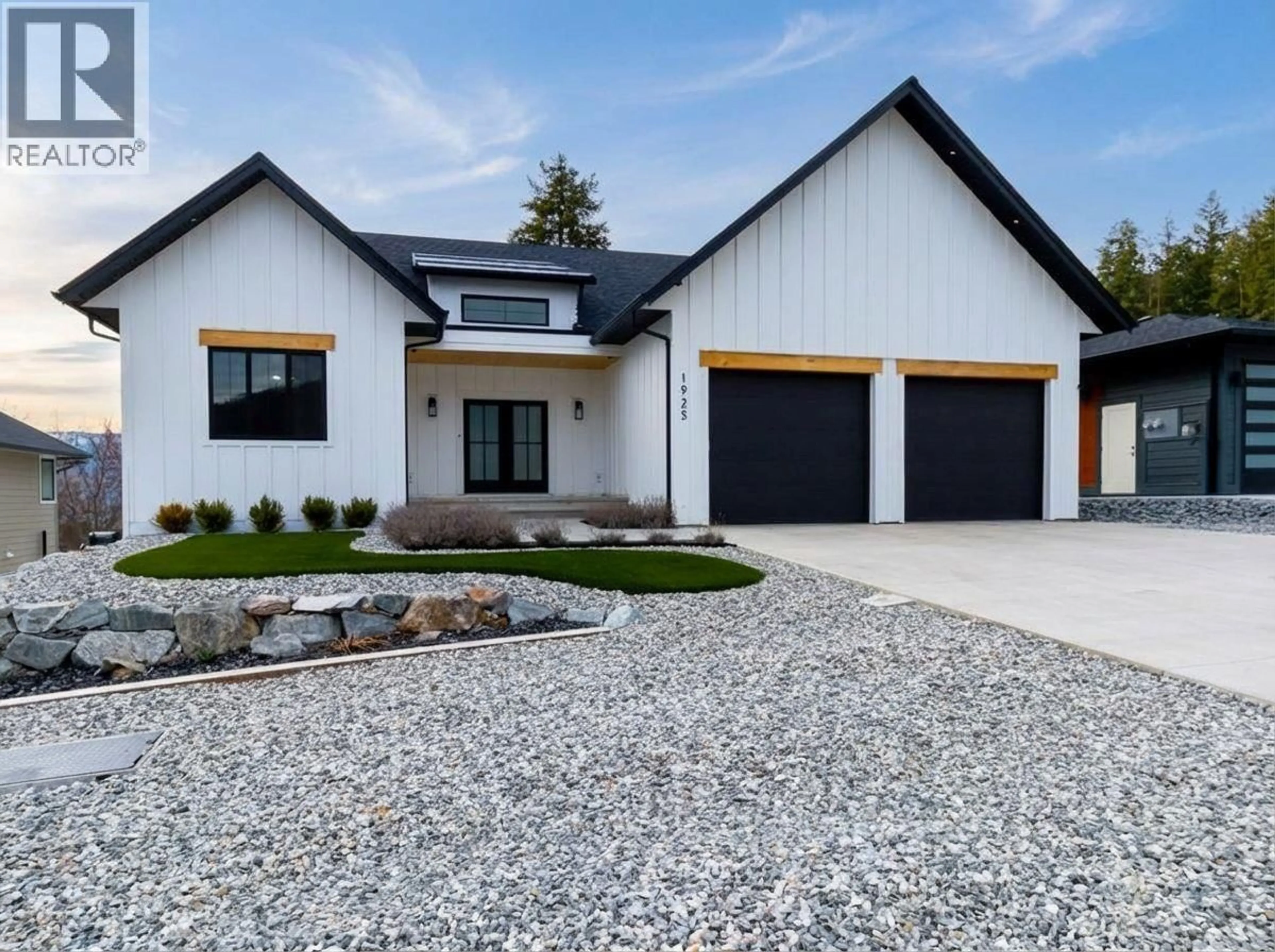 Home with brick exterior material, street for 1925 35 STREET NORTHEAST, Salmon Arm British Columbia V1E1M9