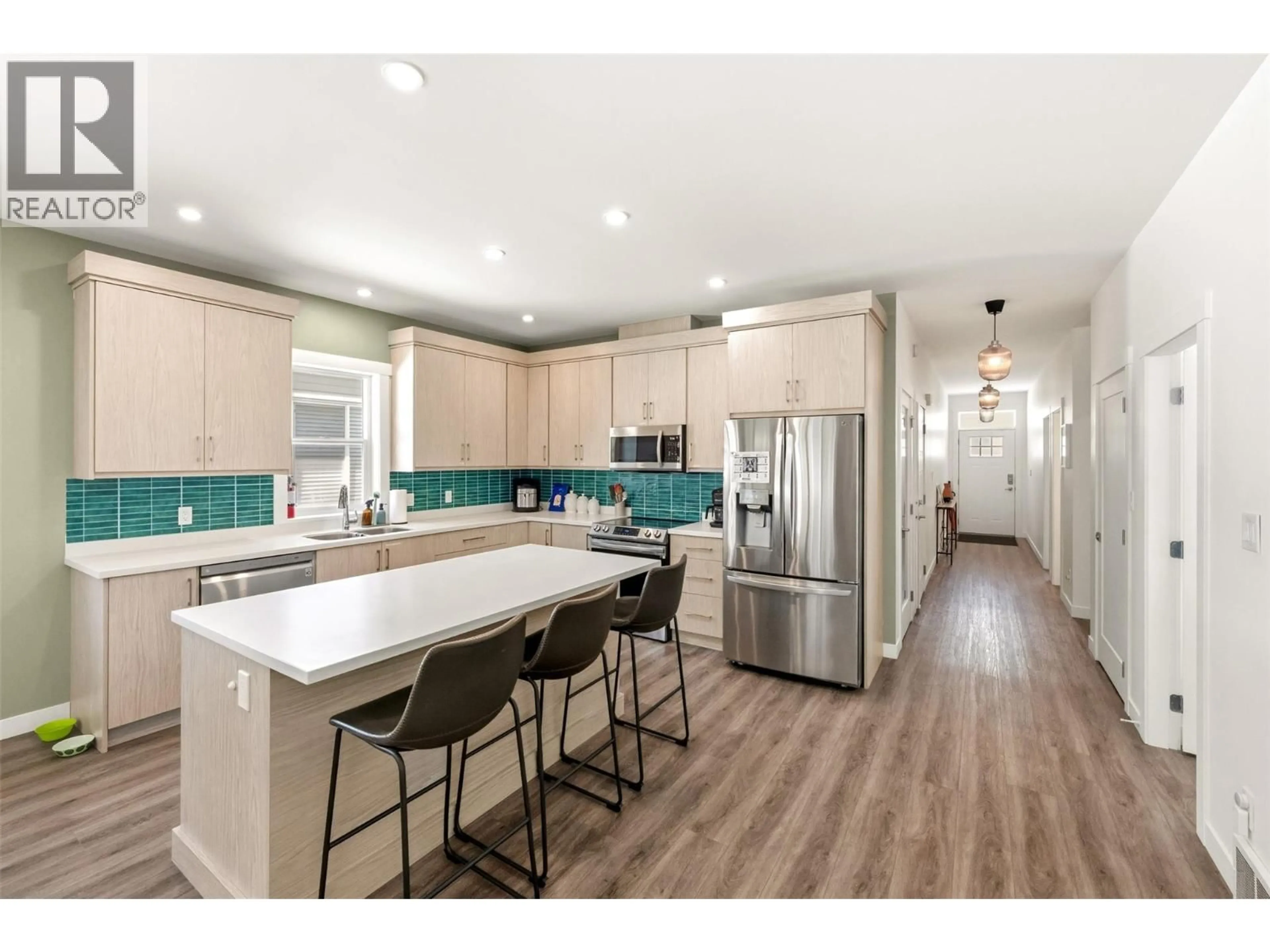 Open concept kitchen, unknown for 397 10TH AVENUE, Keremeos British Columbia V0X1N3