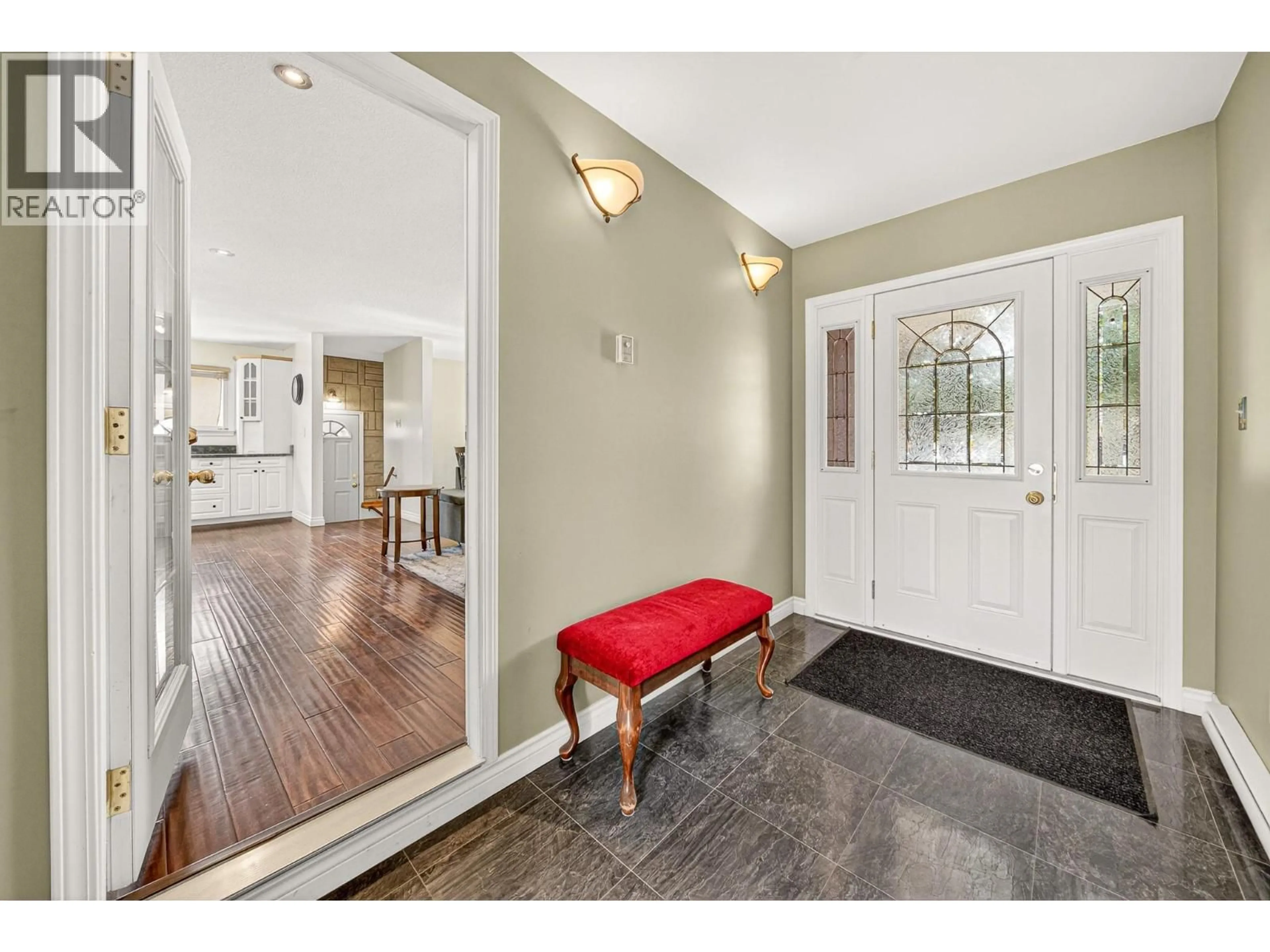 Indoor entryway for 451 WHITE BIRCH CRESCENT, Sparwood British Columbia V0B2G1