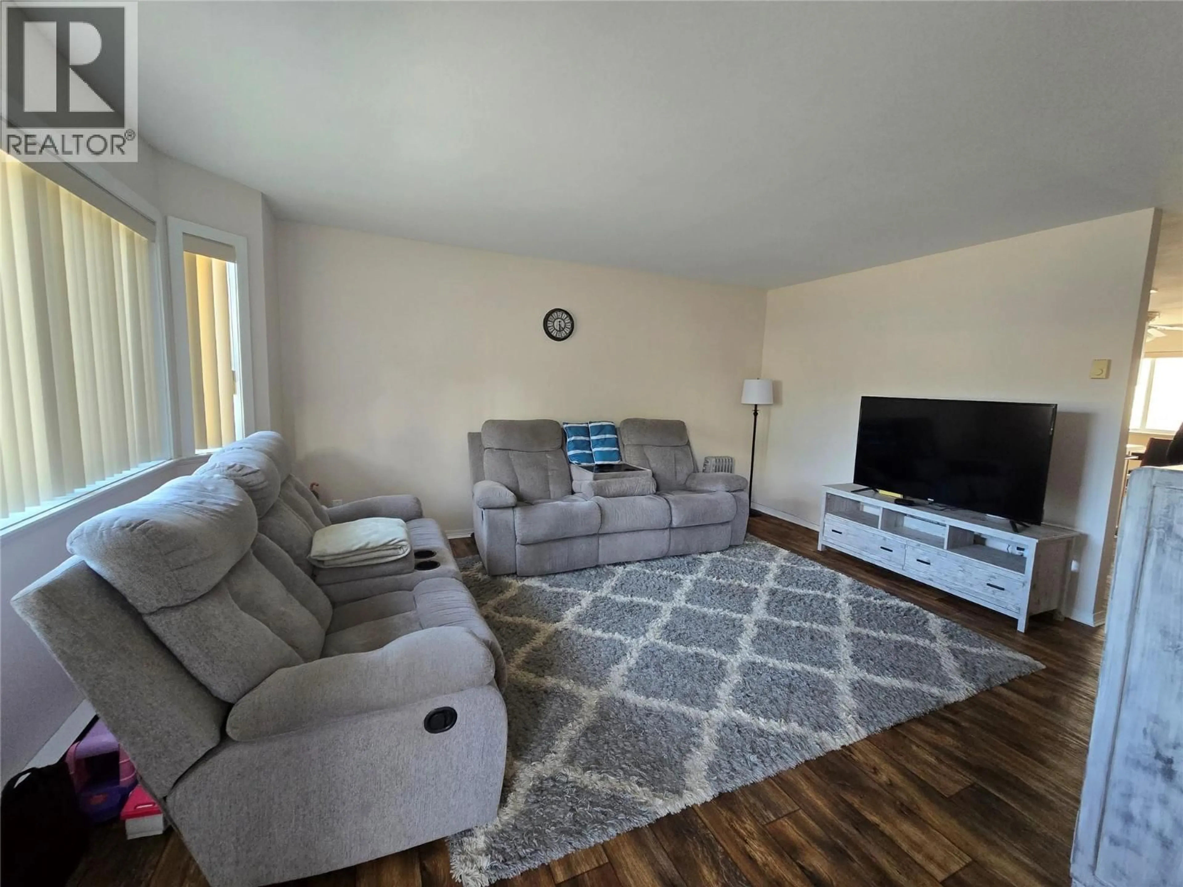 Living room with furniture, unknown for 26 CACTUS CRESCENT, Osoyoos British Columbia V0H1V1