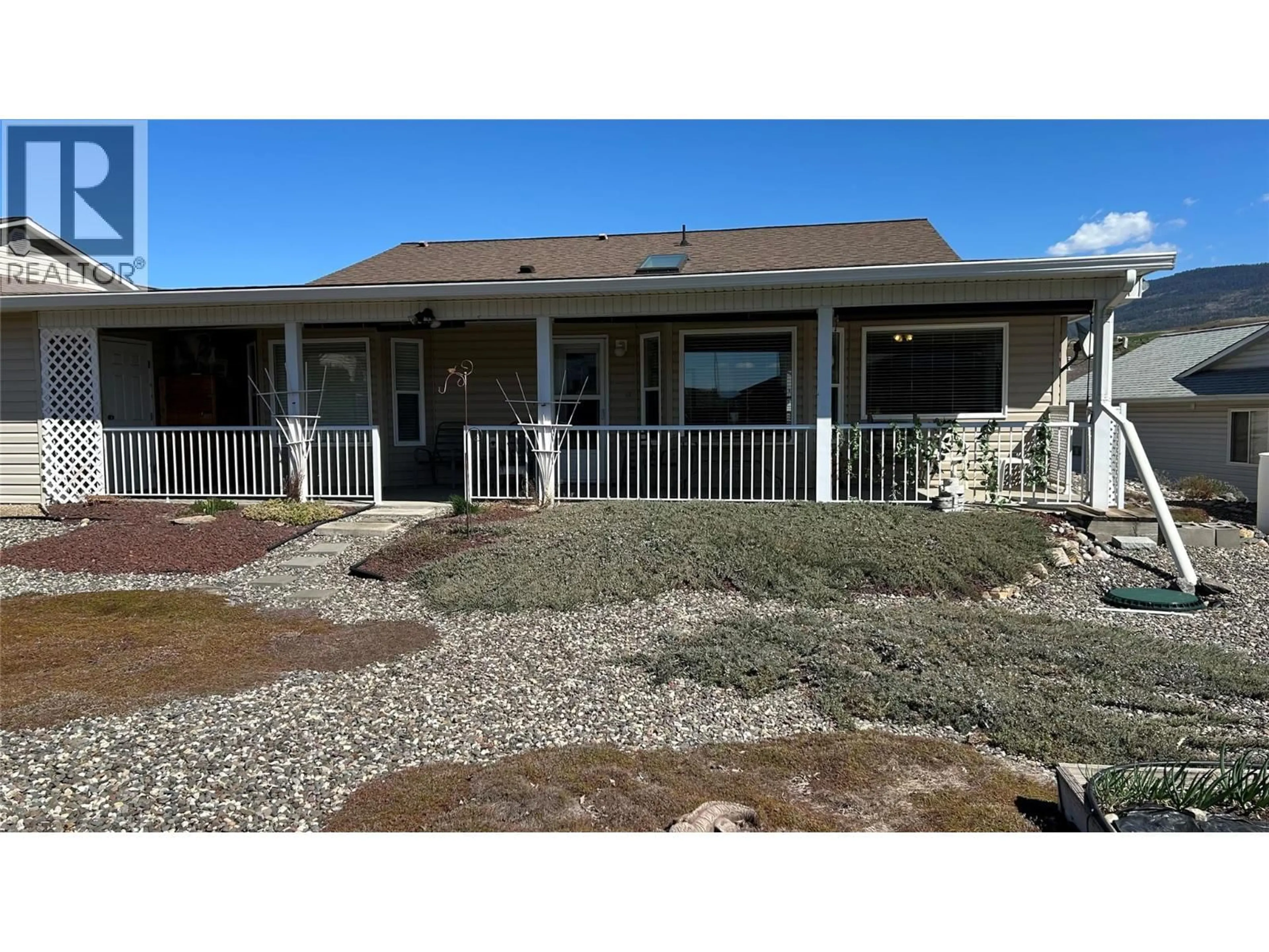 Home with vinyl exterior material, unknown for 851 8 AVENUE, Vernon British Columbia V1H1Z1