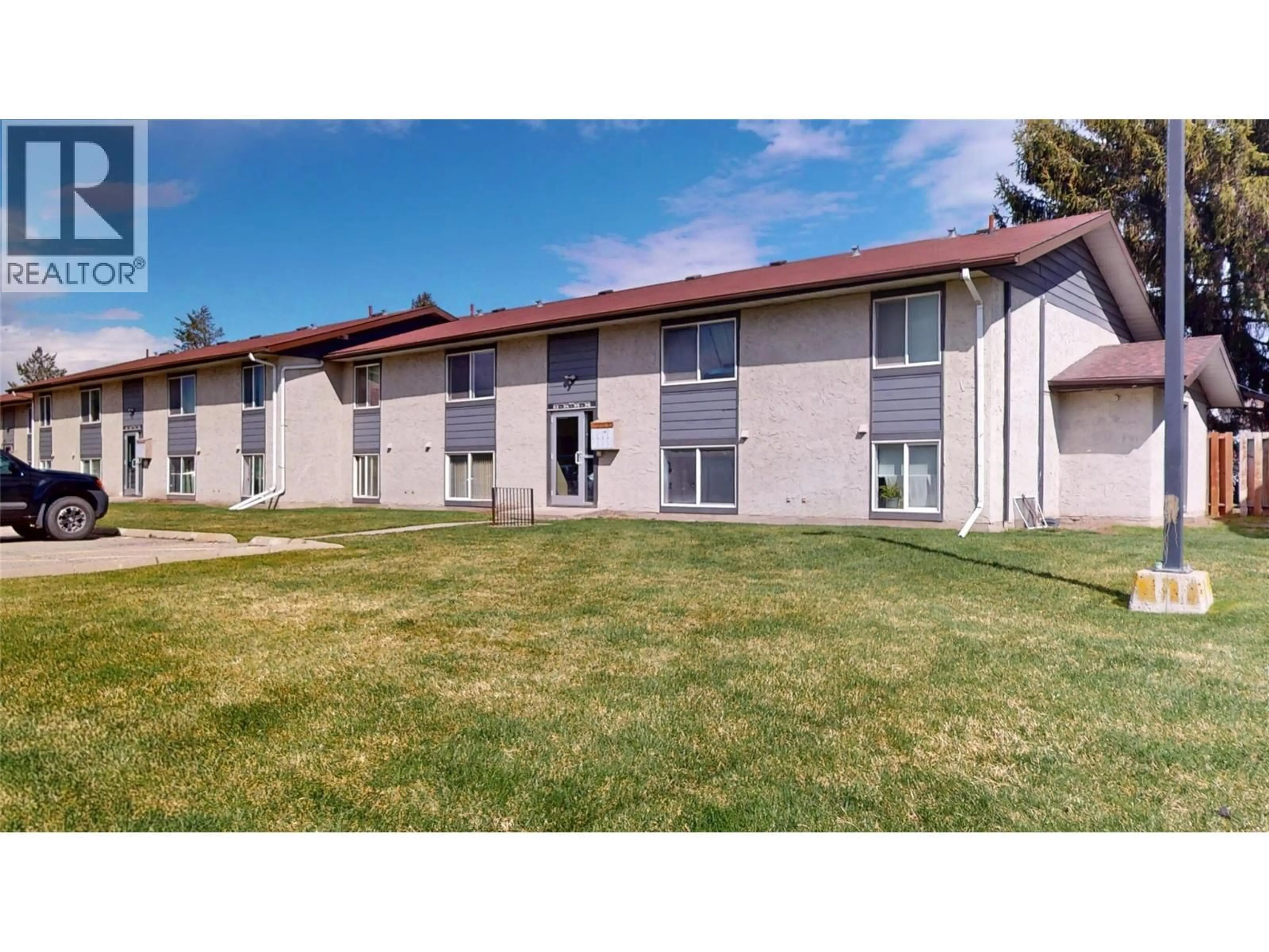 A pic from outside/outdoor area/front of a property/back of a property/a pic from drone, unknown for 33 - 717 21ST AVENUE NORTH, Cranbrook British Columbia V1C5T9