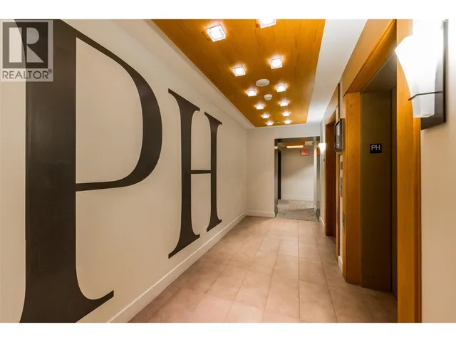 PH1 - 1075 SUNSET DRIVE, Kelowna 4