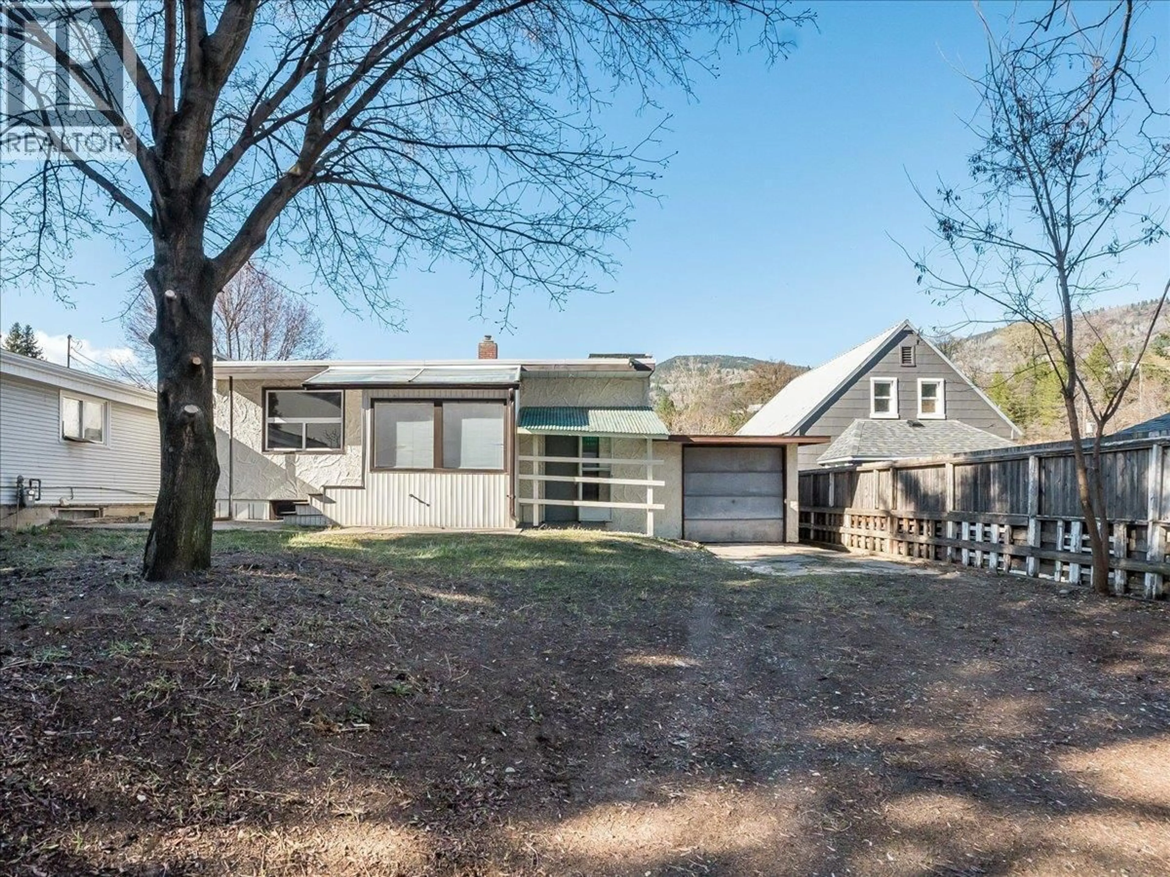 Unknown for 2172 SECOND AVENUE, Trail British Columbia V1N1N5