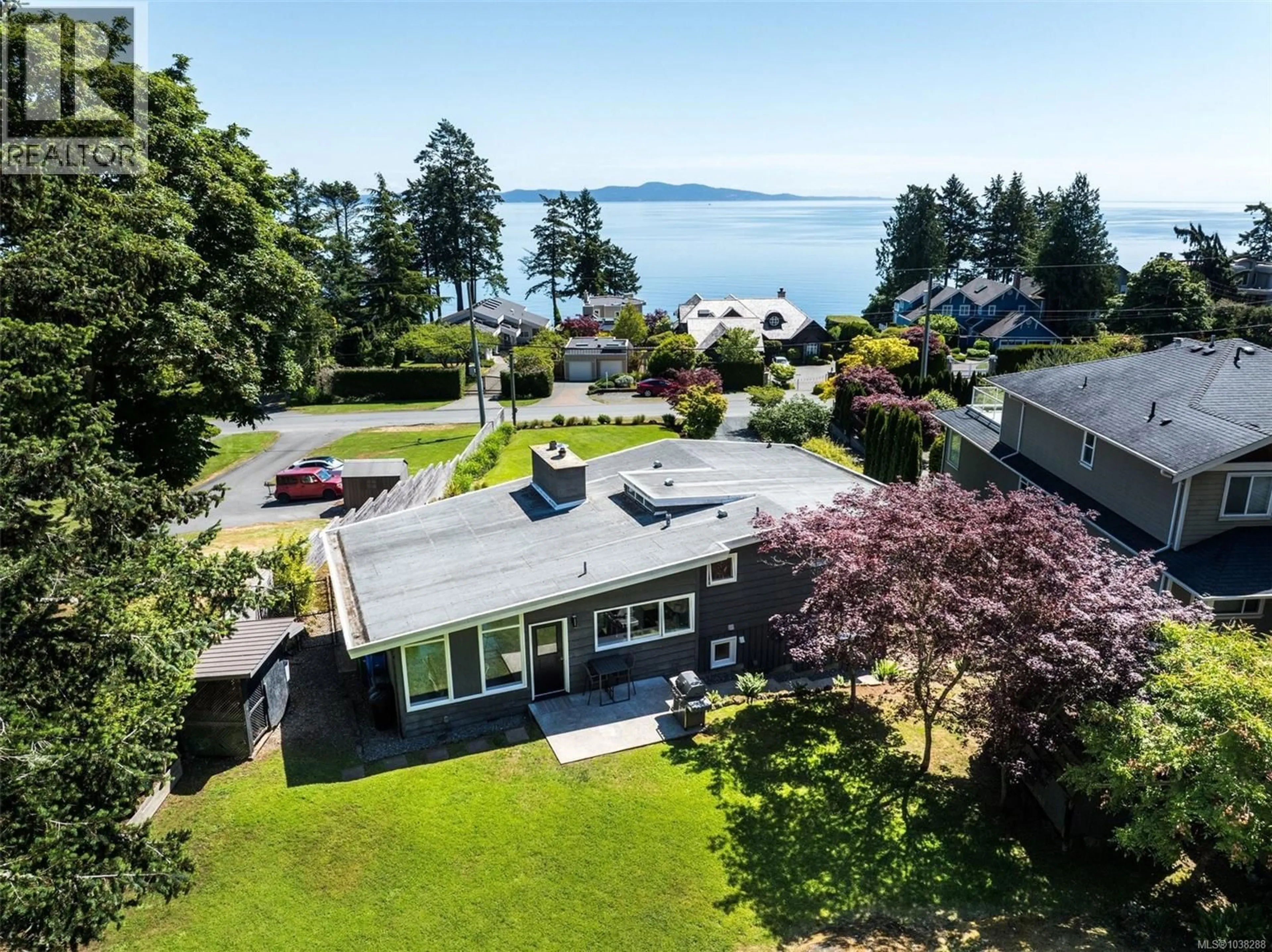 A pic from outside/outdoor area/front of a property/back of a property/a pic from drone, water/lake/river/ocean view for 5266 PARKER AVENUE, Saanich British Columbia V8Y2M9