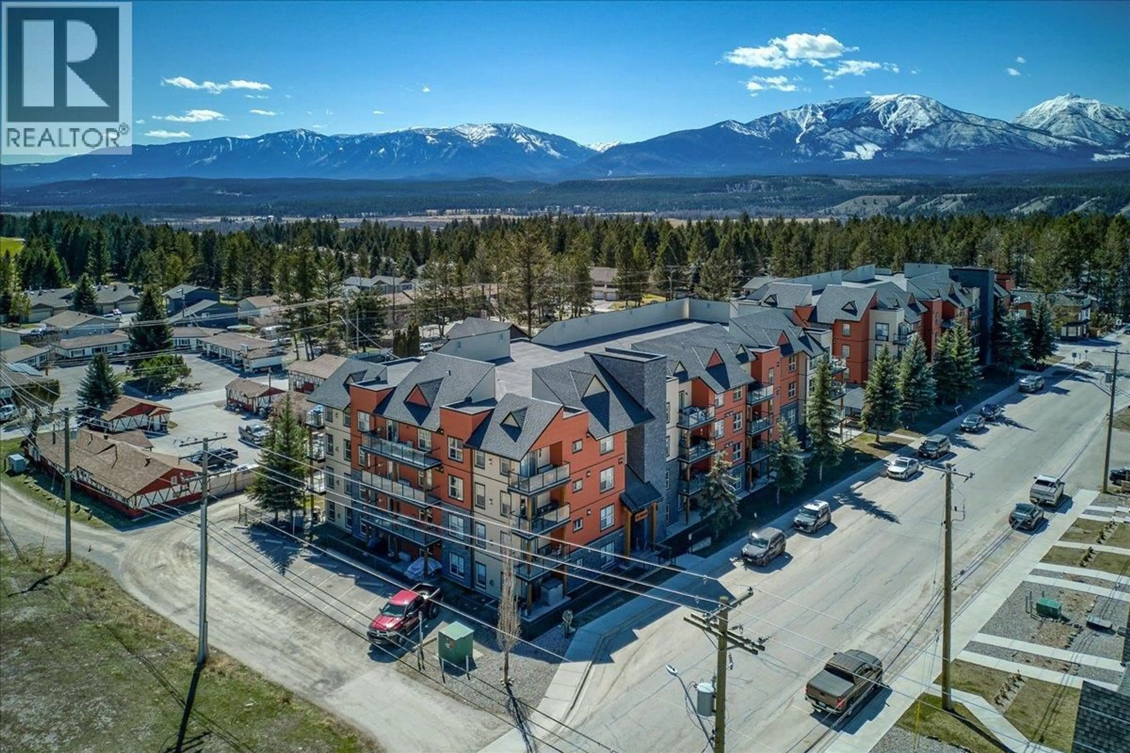 A pic from outside/outdoor area/front of a property/back of a property/a pic from drone, mountain view for 310 - 4884 STANLEY STREET, Radium Hot Springs British Columbia V0A1M0