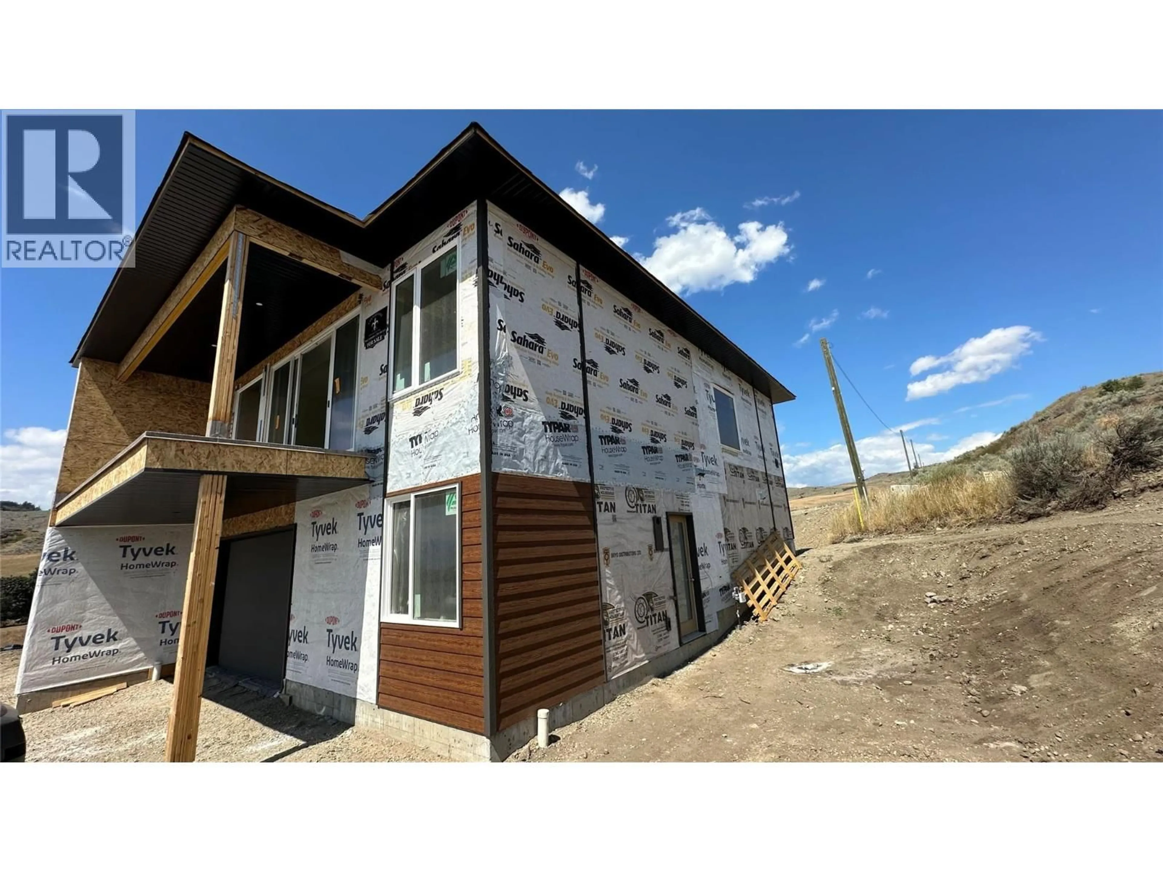 Home with vinyl exterior material, building for 4303 PAINTED TURTLE DRIVE, Vernon British Columbia V1T9W4