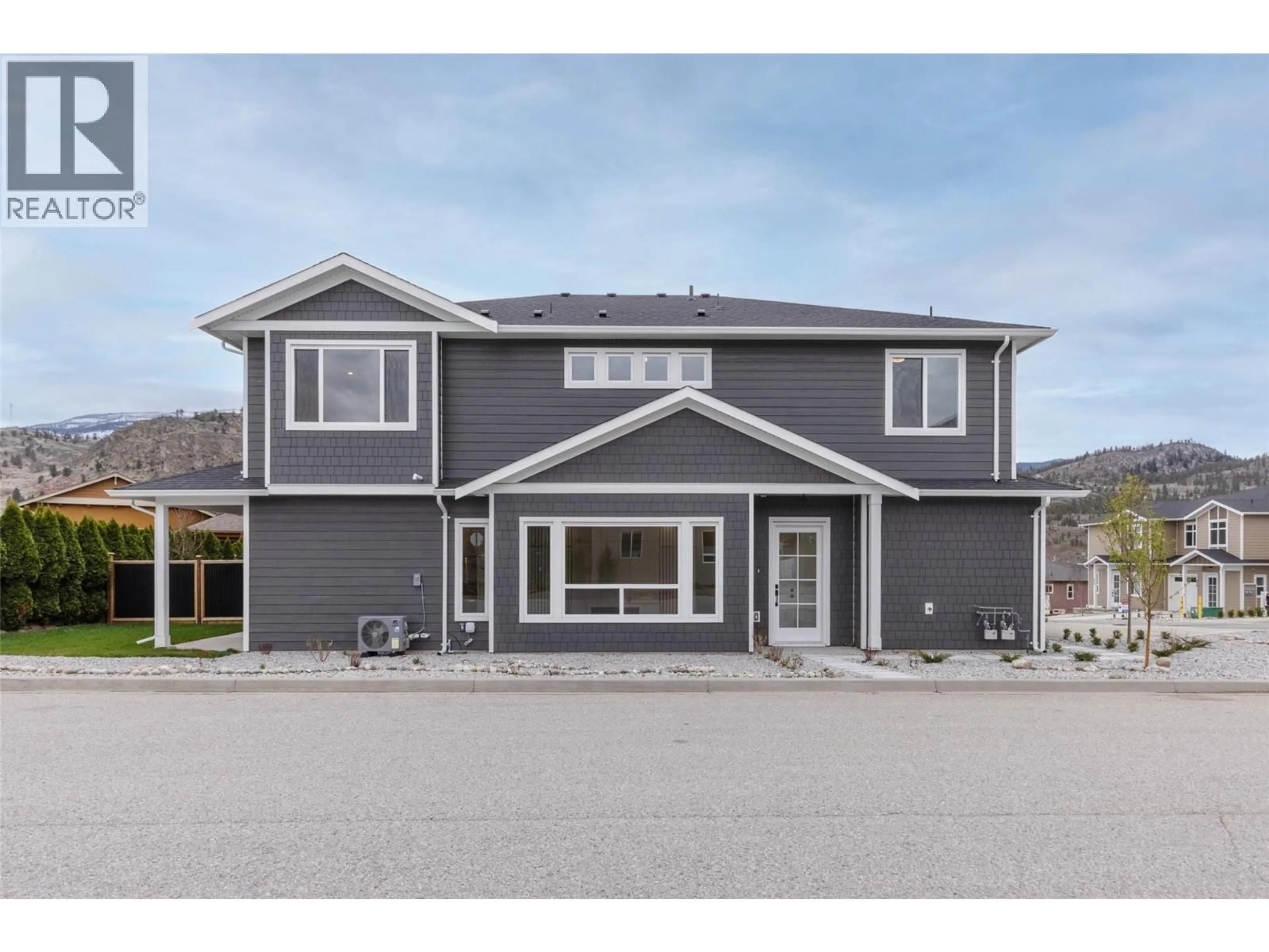 Home with vinyl exterior material, unknown for 397 CHARDONNAY AVENUE, Oliver British Columbia V0H1T4