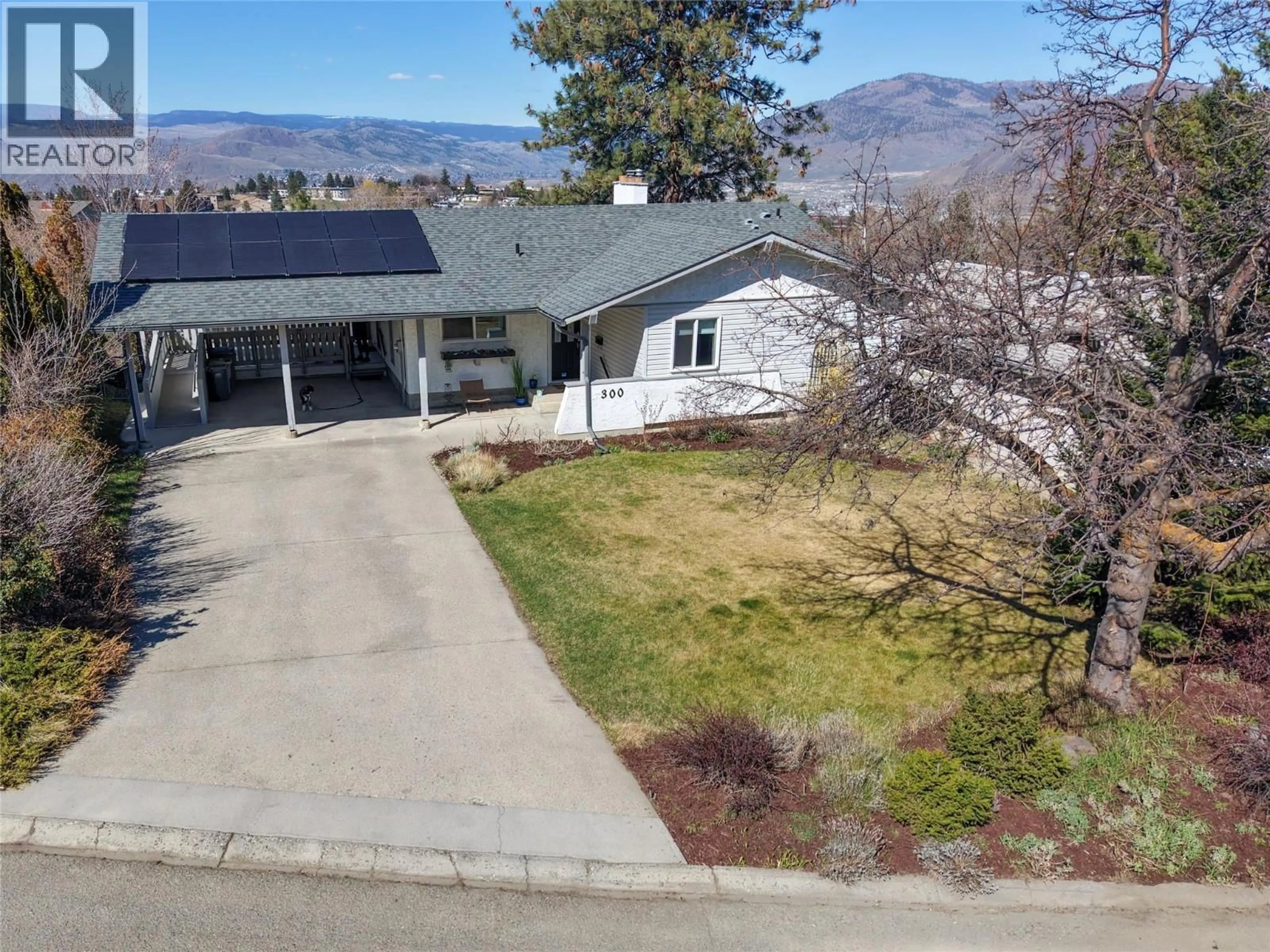 A pic from outside/outdoor area/front of a property/back of a property/a pic from drone, mountain view for 300 GORDONHORN CRESCENT, Kamloops British Columbia V2E1G7