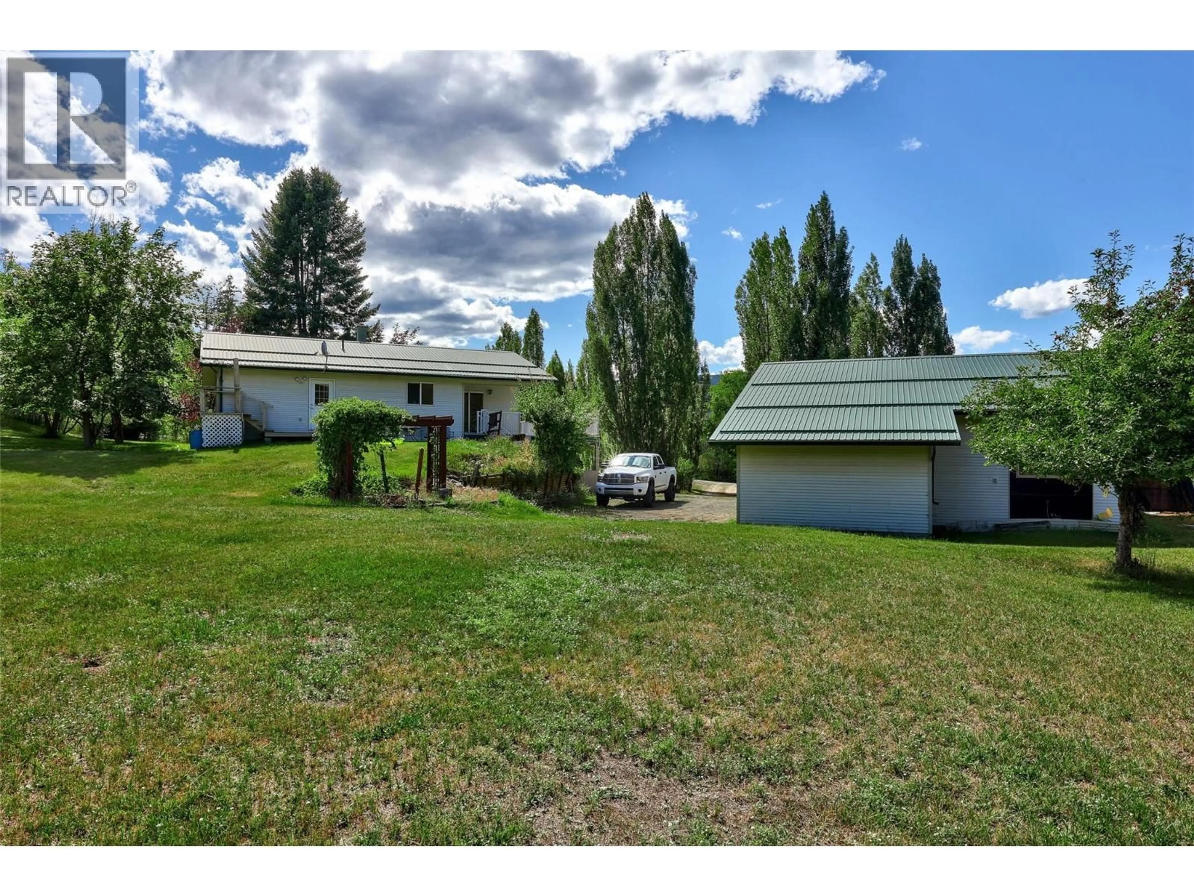 A pic from outside/outdoor area/front of a property/back of a property/a pic from drone, mountain view for 3998 AGATE BAY ROAD, Barriere British Columbia V0E2E0