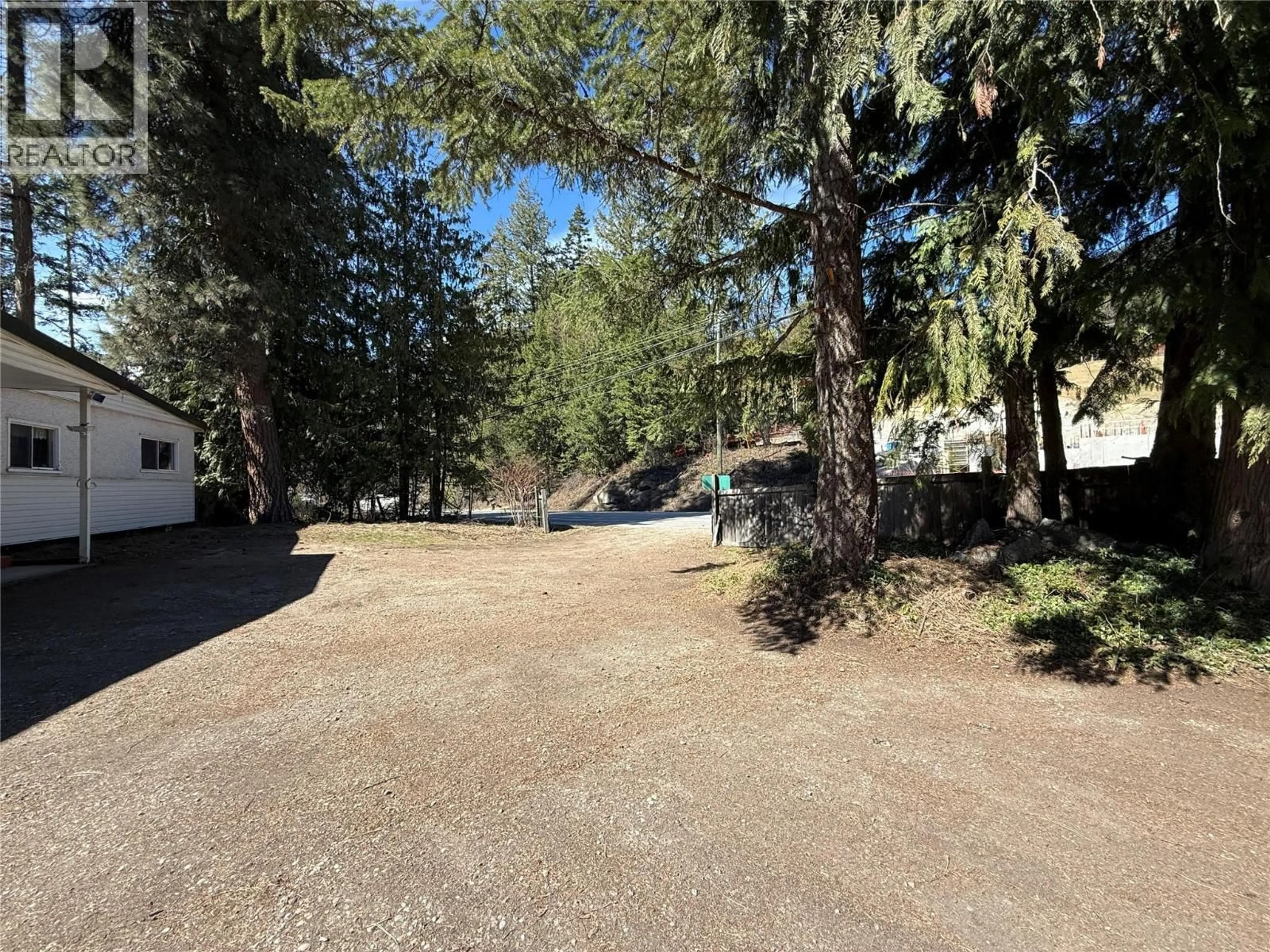 A pic from outside/outdoor area/front of a property/back of a property/a pic from drone, unknown for 4630 HIGHWAY 3A HIGHWAY, Nelson British Columbia V1L6N3