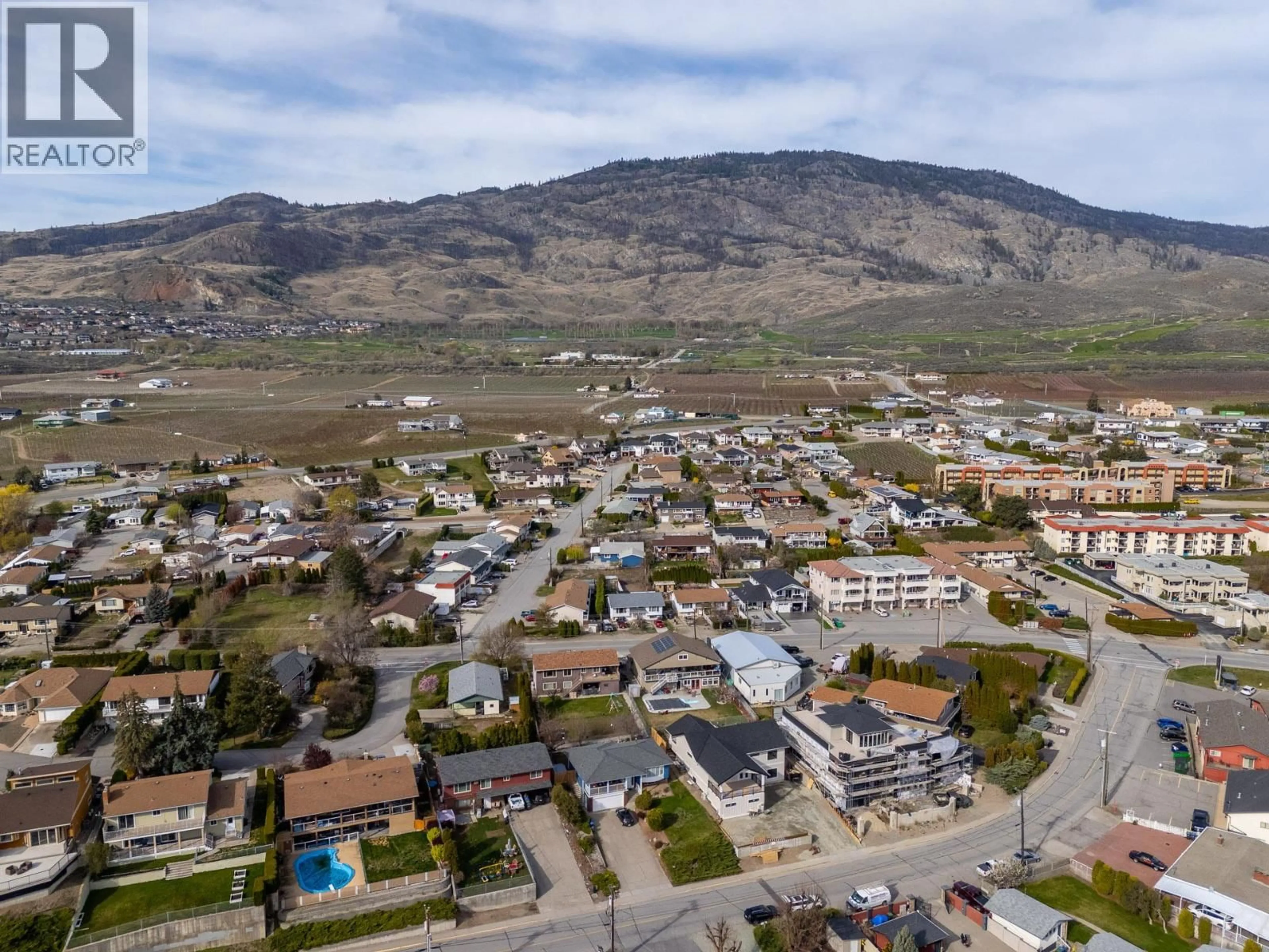 A pic from outside/outdoor area/front of a property/back of a property/a pic from drone, mountain view for 5806 OLEANDER DRIVE, Osoyoos British Columbia V0H1V1