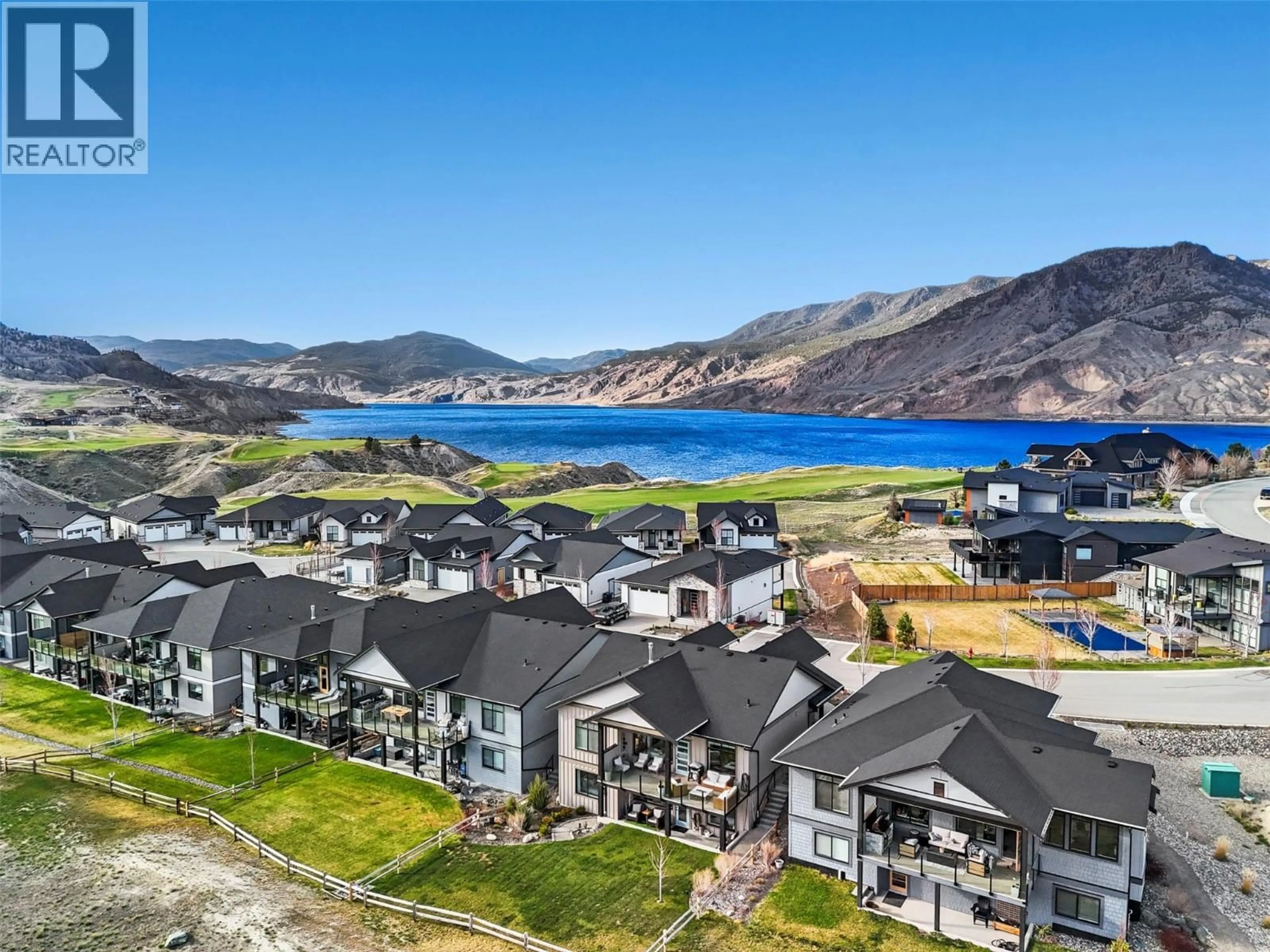 A pic from outside/outdoor area/front of a property/back of a property/a pic from drone, water/lake/river/ocean view for 2 - 260 RUE CHEVAL NOIR OTHER, Kamloops British Columbia V1S0B3