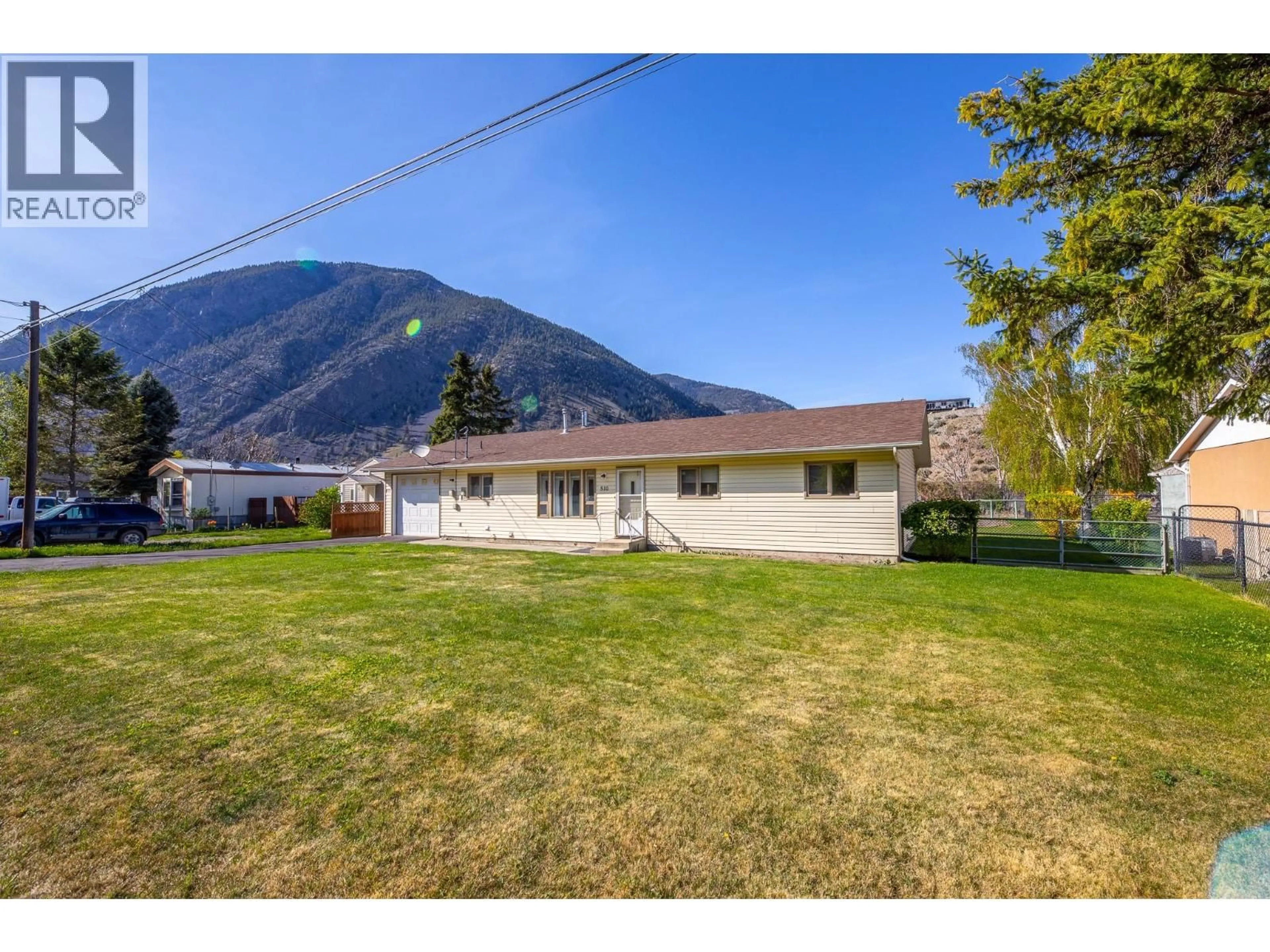 A pic from outside/outdoor area/front of a property/back of a property/a pic from drone, mountain view for 510 6TH AVENUE, Keremeos British Columbia V0X1N3