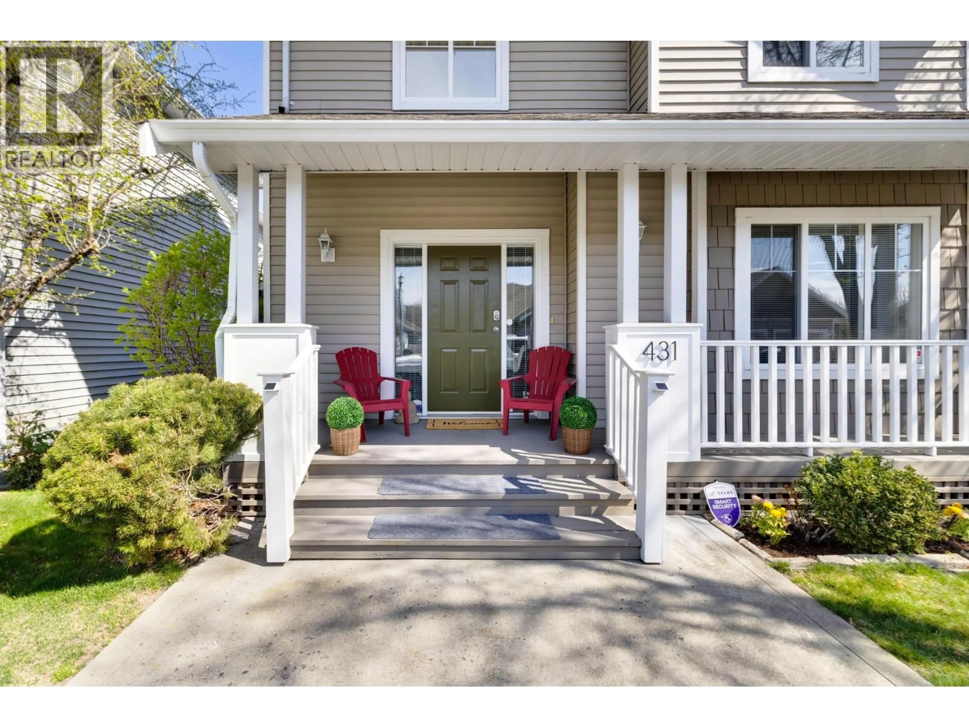 Home with vinyl exterior material, street for 431 - 665 COOK ROAD, Kelowna British Columbia V1W4T4