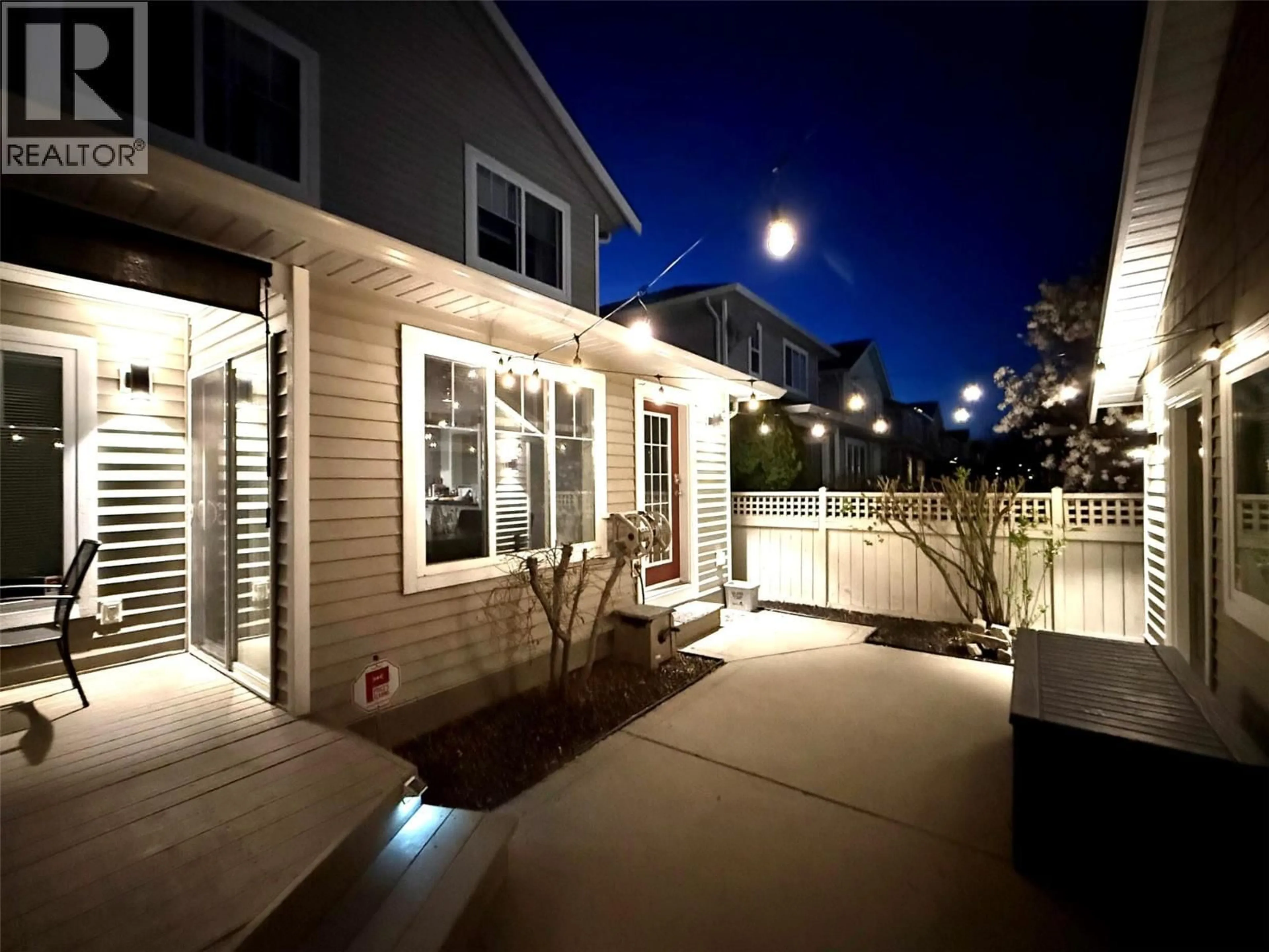 Patio, street for 431 - 665 COOK ROAD, Kelowna British Columbia V1W4T4
