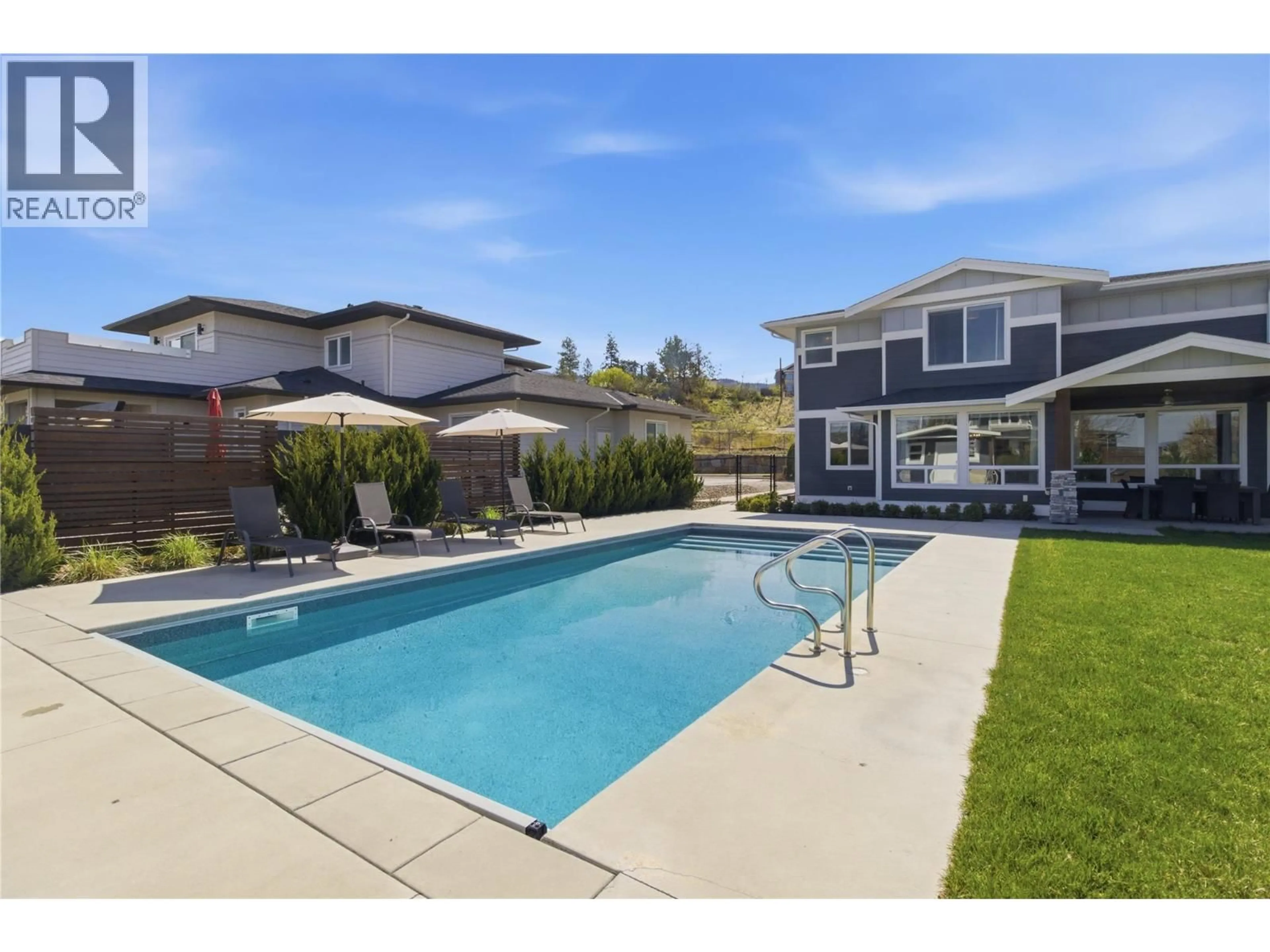 Pool for 1398 FAWN RUN DRIVE, Kelowna British Columbia V1W5L3